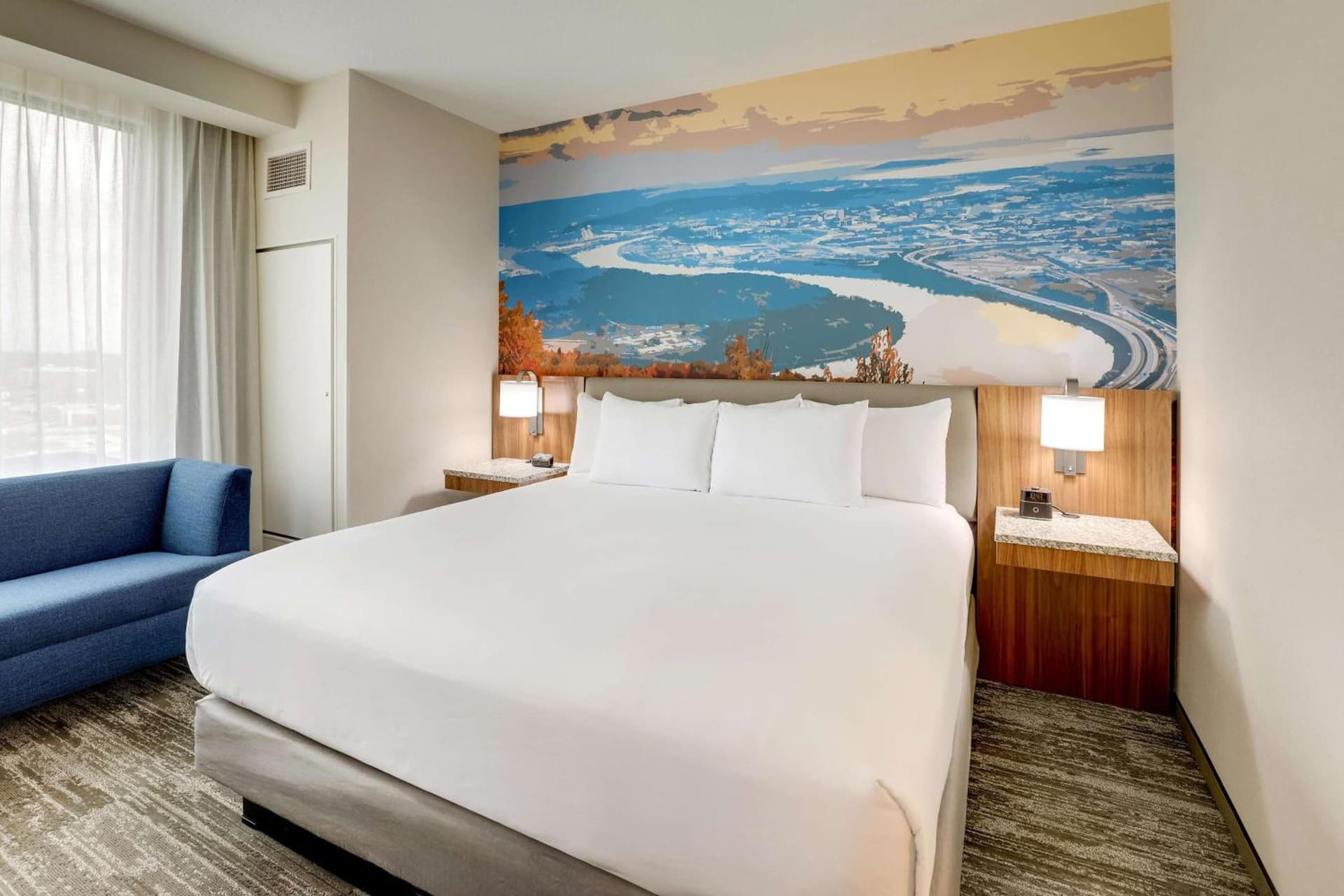 Drury Plaza Hotel Chattanooga Hamilton Place interior in Chattanooga, TN — gallery photo 2