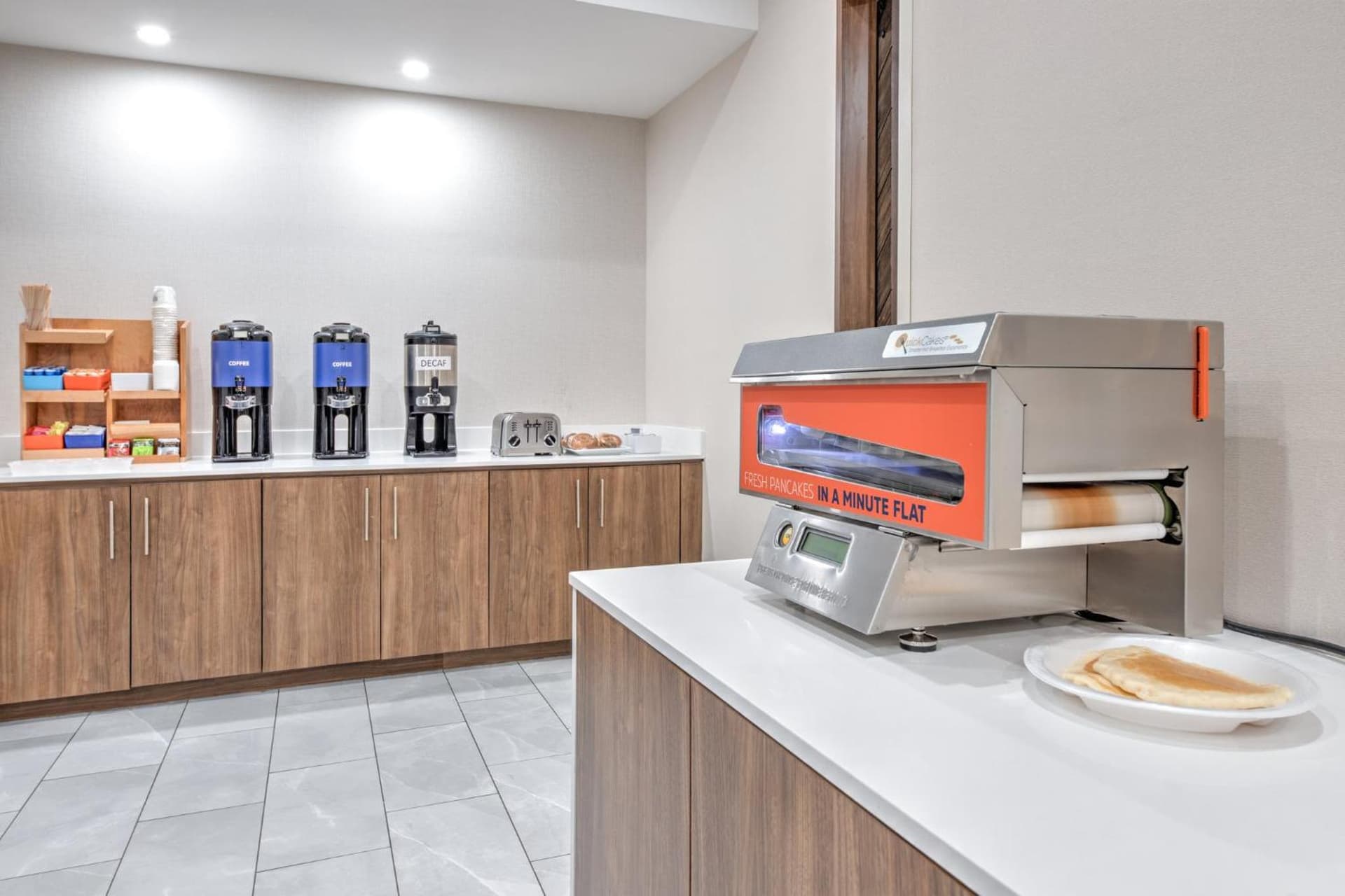 Holiday Inn Express Hotel & Suites Dallas West by IHG gallery photo in Dallas, TX — image 33