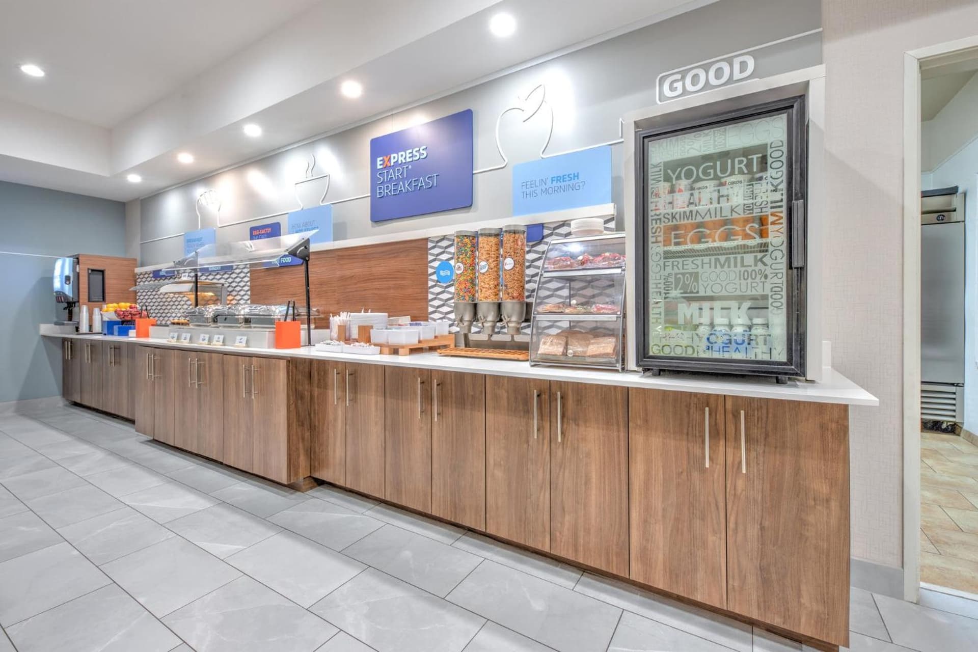 Holiday Inn Express Hotel & Suites Dallas West by IHG gallery photo in Dallas, TX — image 10