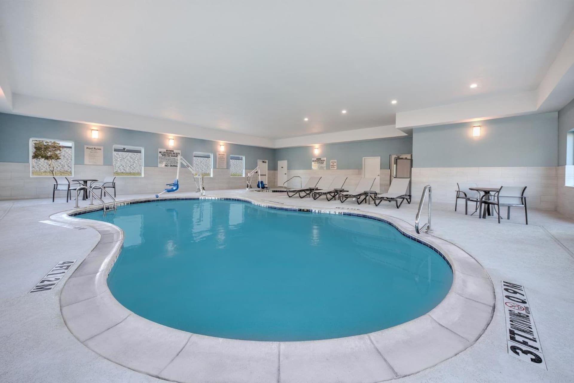 Holiday Inn Express Hotel & Suites Dallas West by IHG gallery photo in Dallas, TX — image 47