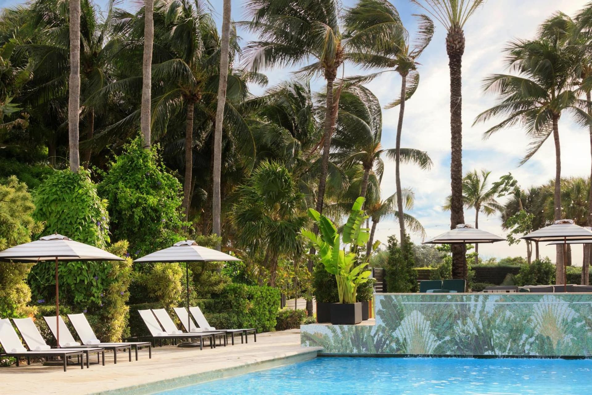 Kimpton Surfcomber Hotel by IHG property views in Miami Beach, FL — gallery photo 3