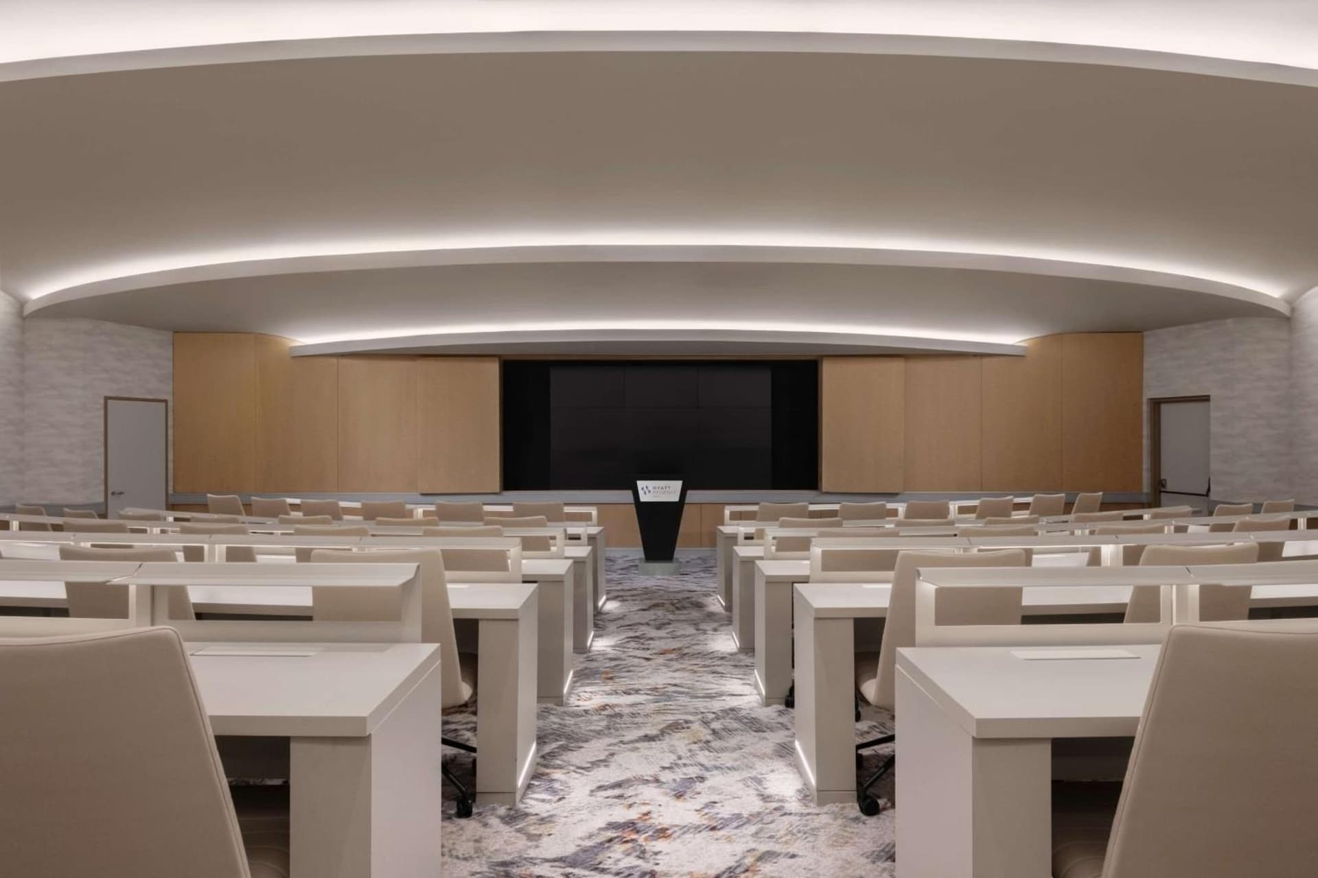 Hyatt Regency Irvine gallery photo in Irvine, CA — image 9