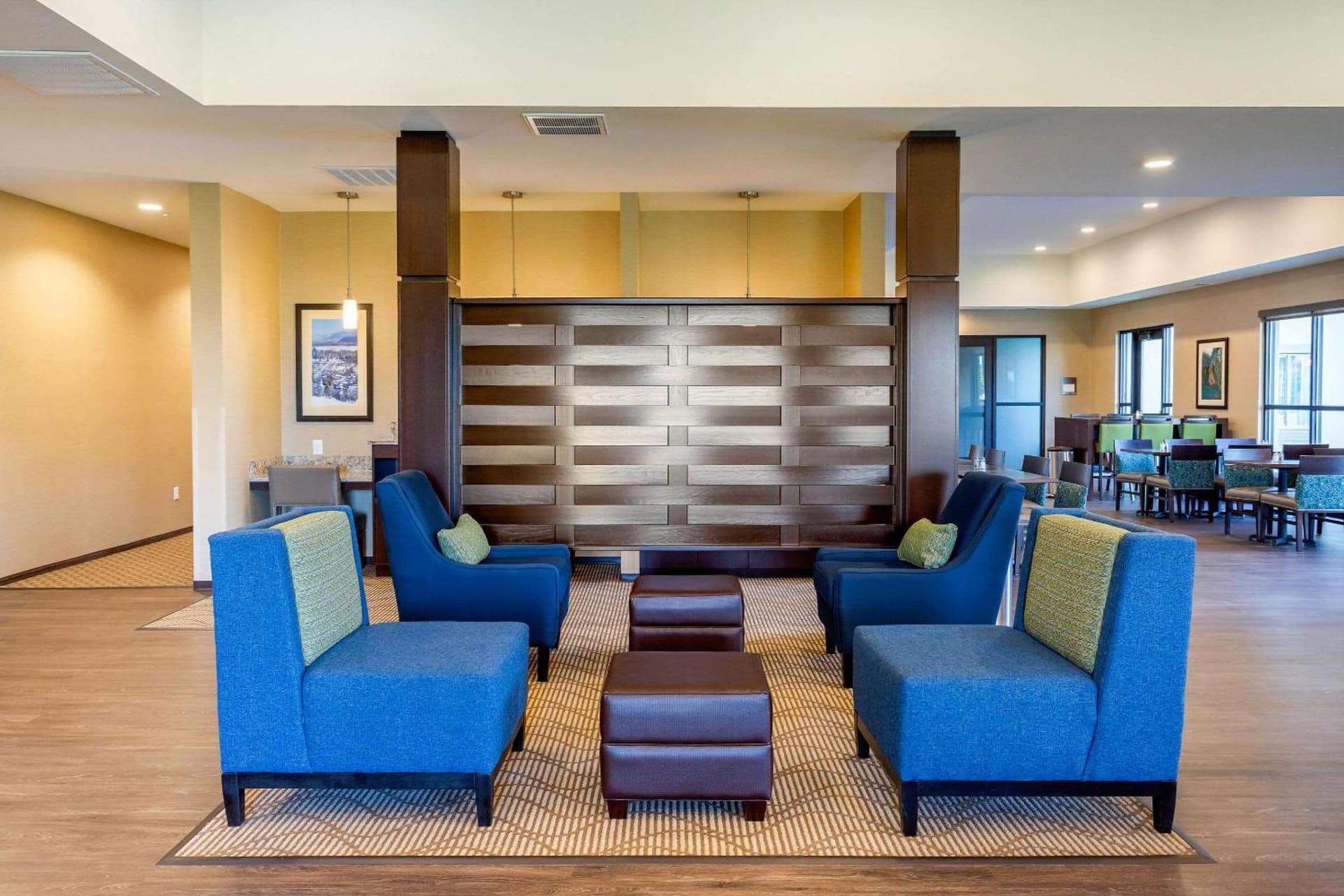 Comfort Suites Burlington near I-5 gallery photo in Burlington, WA — image 17