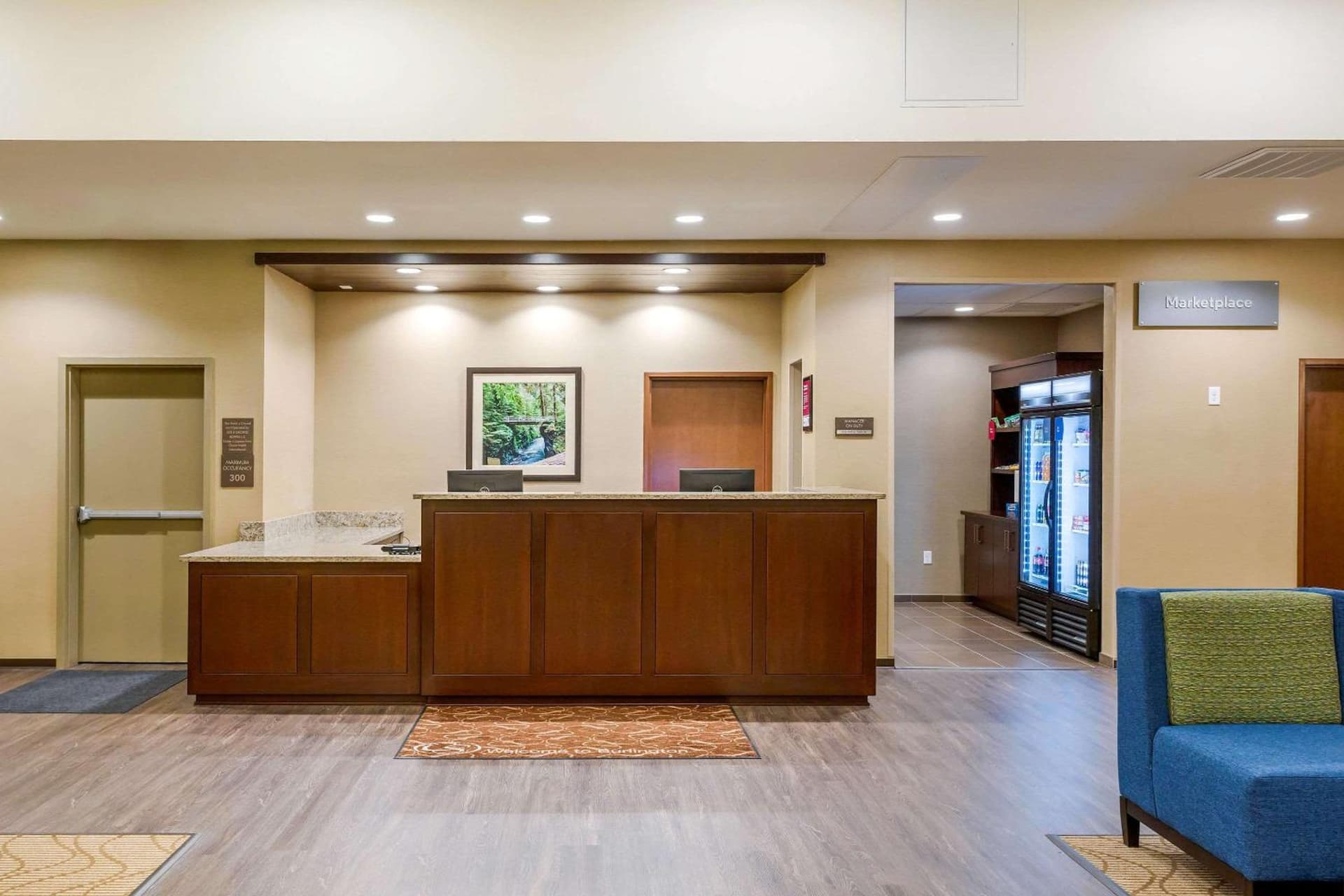 Comfort Suites Burlington near I-5 gallery photo in Burlington, WA — image 18