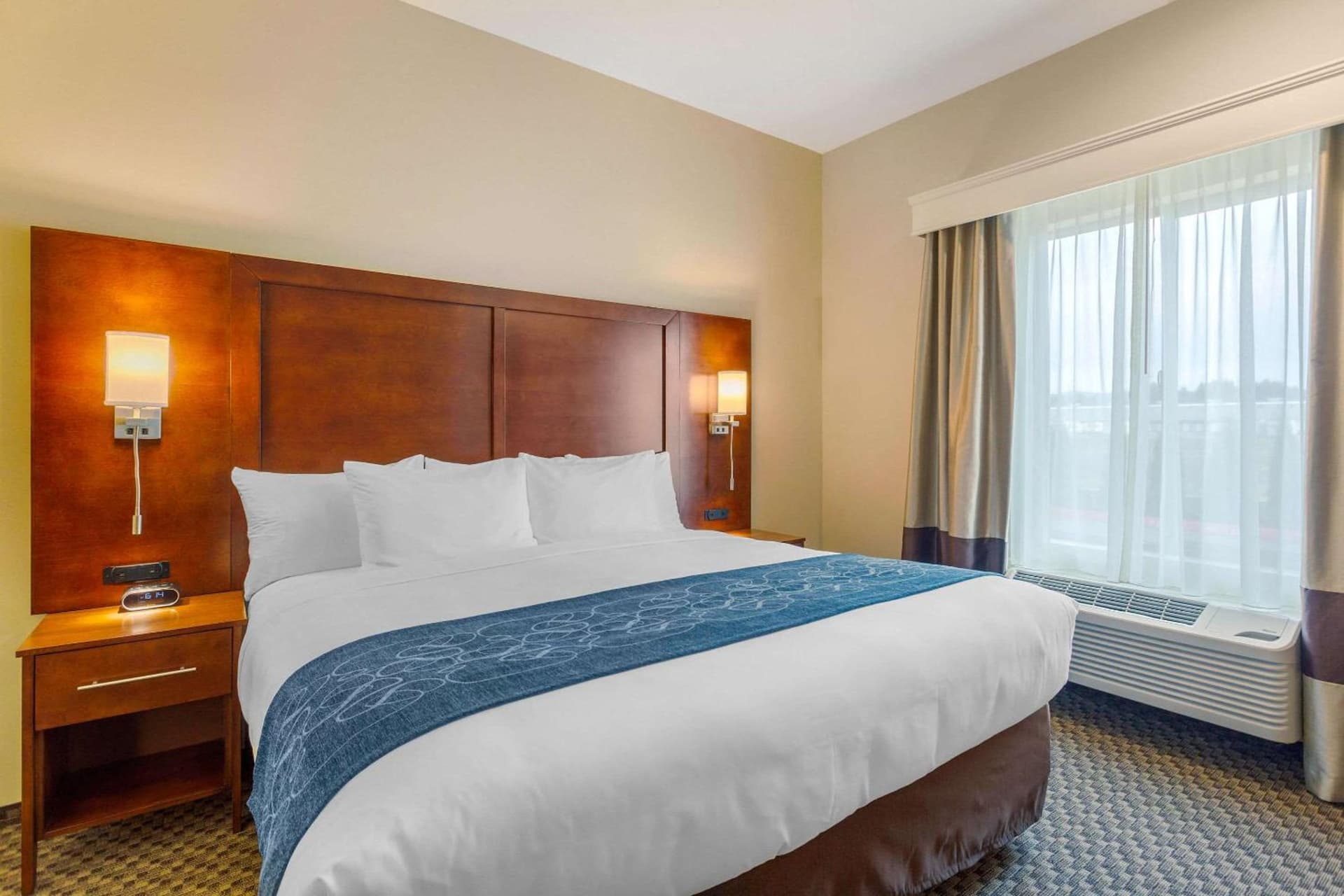 Comfort Suites Burlington near I-5 gallery photo in Burlington, WA — image 28