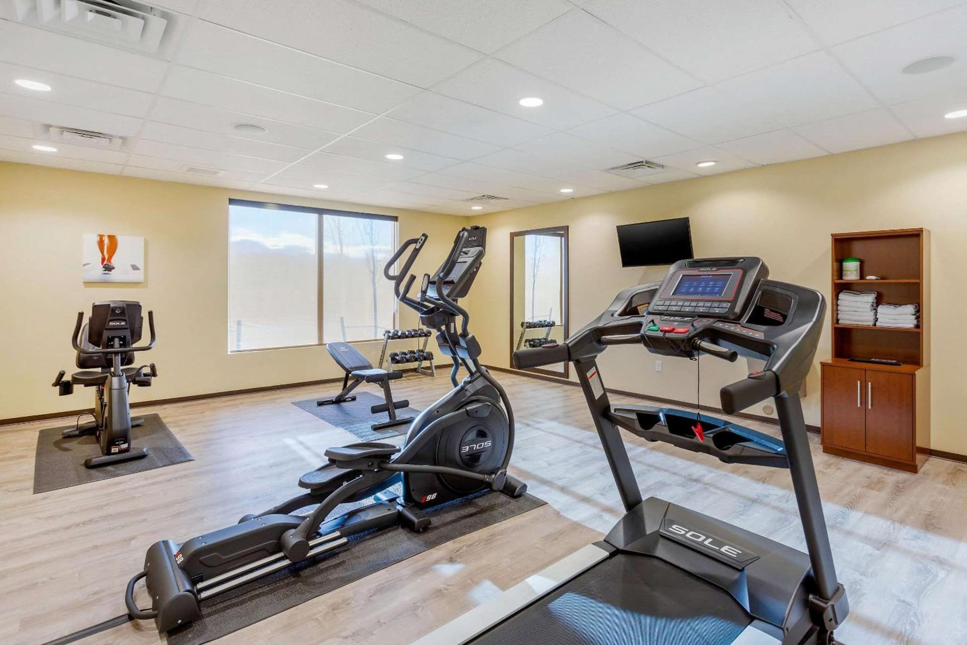 Comfort Suites Burlington near I-5 gallery photo in Burlington, WA — image 25
