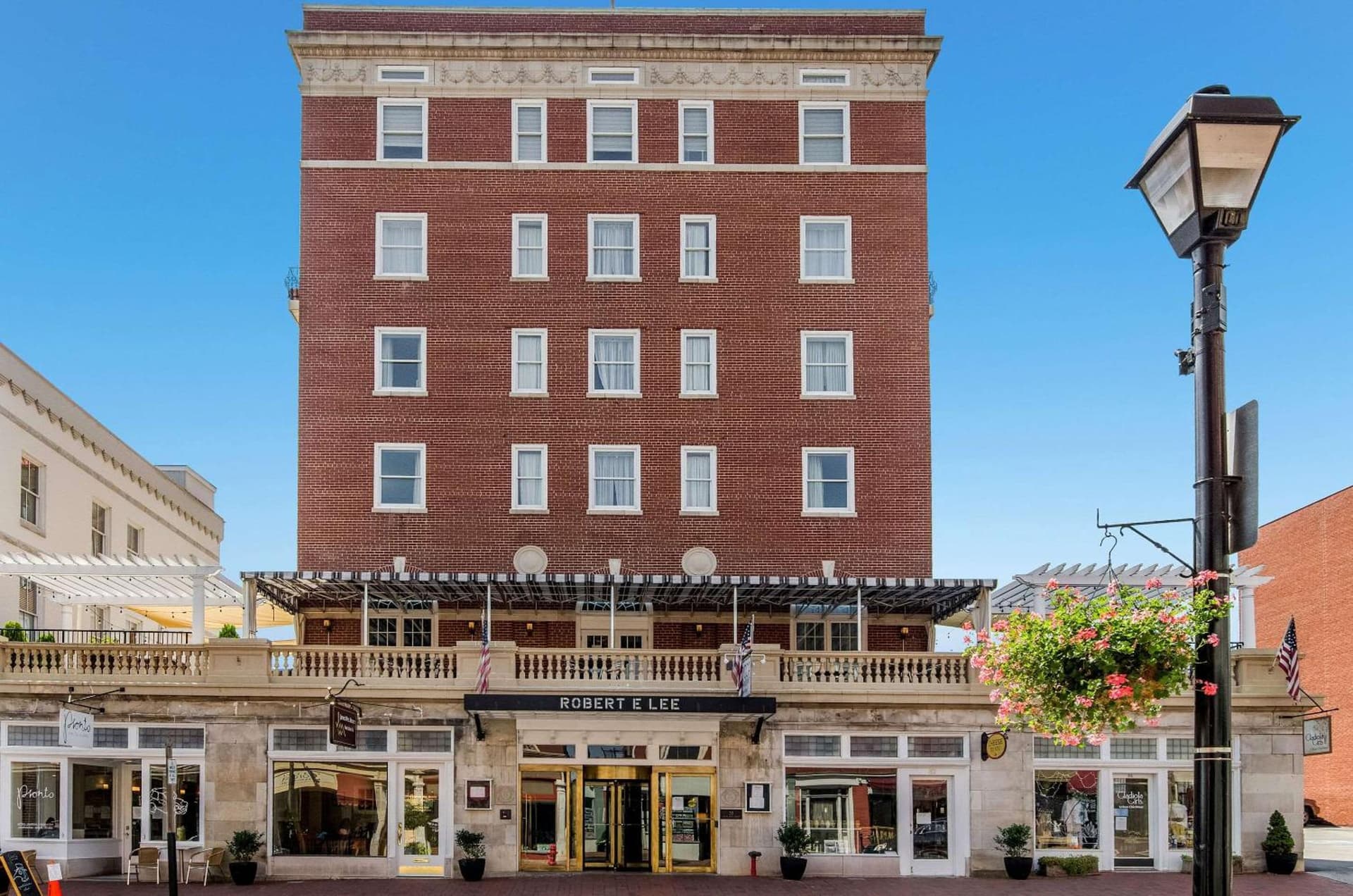 The Gin Hotel, an Ascend Collection Hotel interior in Lexington, VA — gallery photo 2
