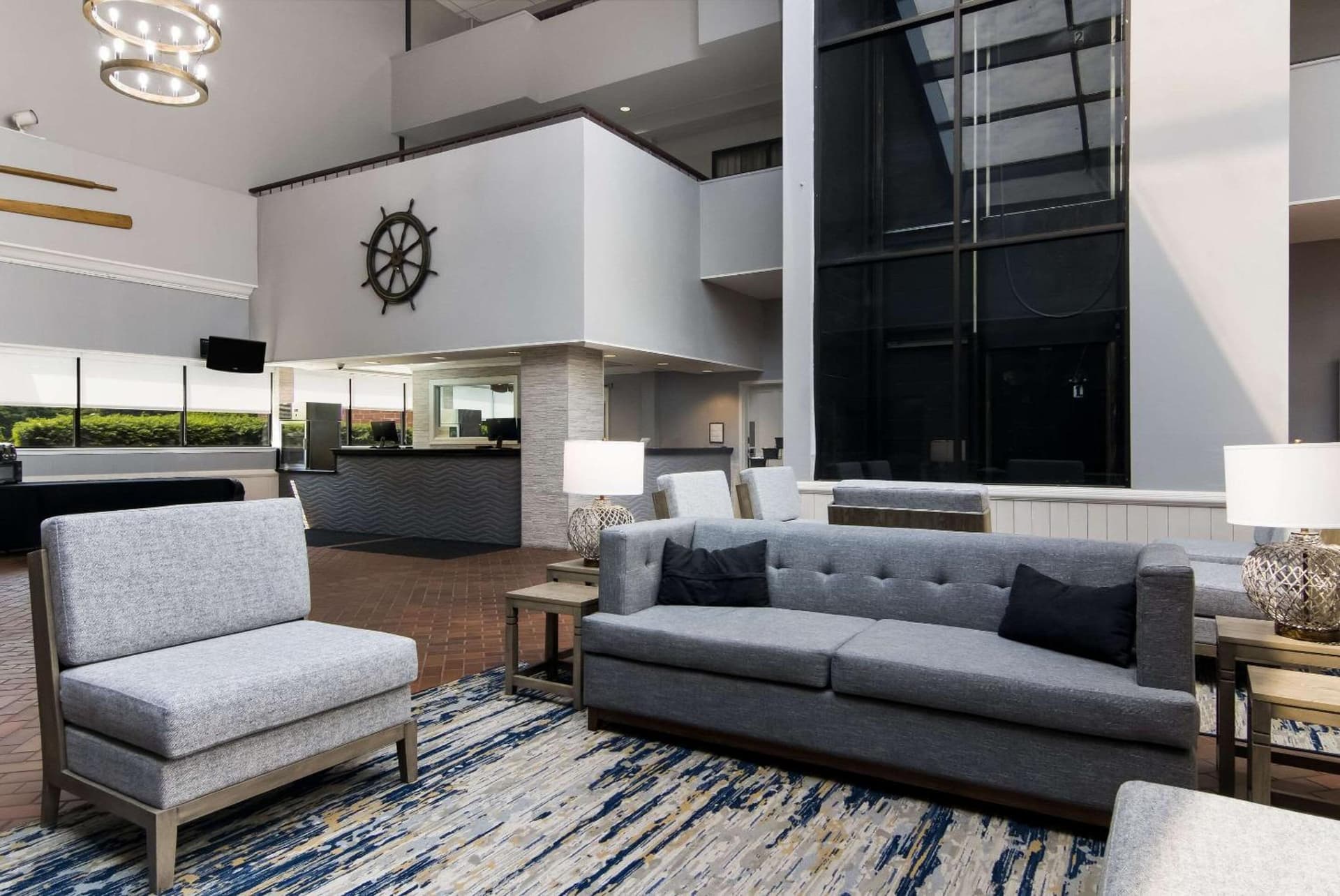 The Inn on Maritime Bay, an Ascend Collection Hotel interior in Manitowoc, WI — gallery photo 2