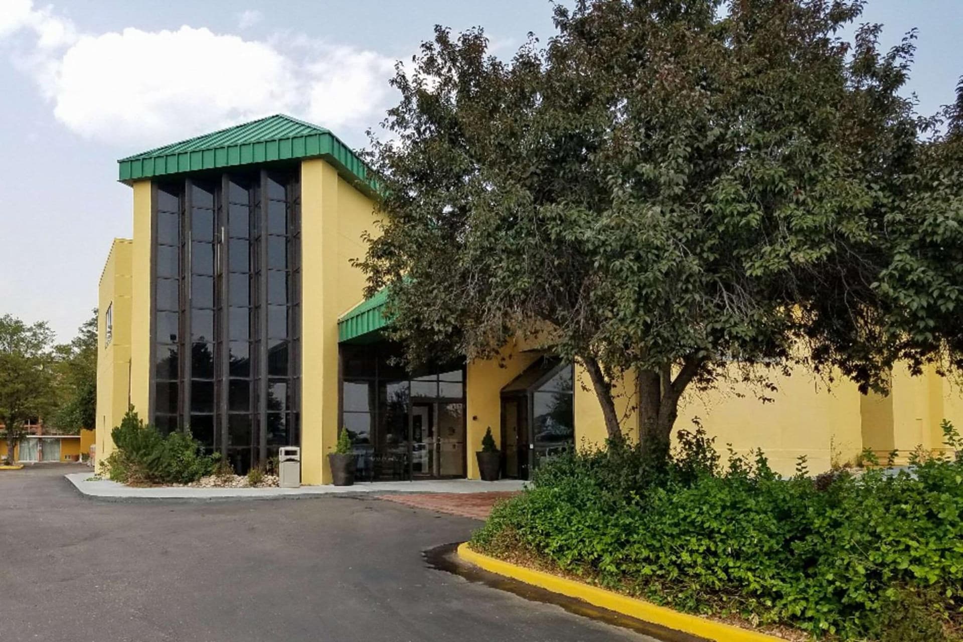 Garner Hotel Decatur - Forsyth by IHG featured exterior or lobby in Forsyth, IL — similar hotel