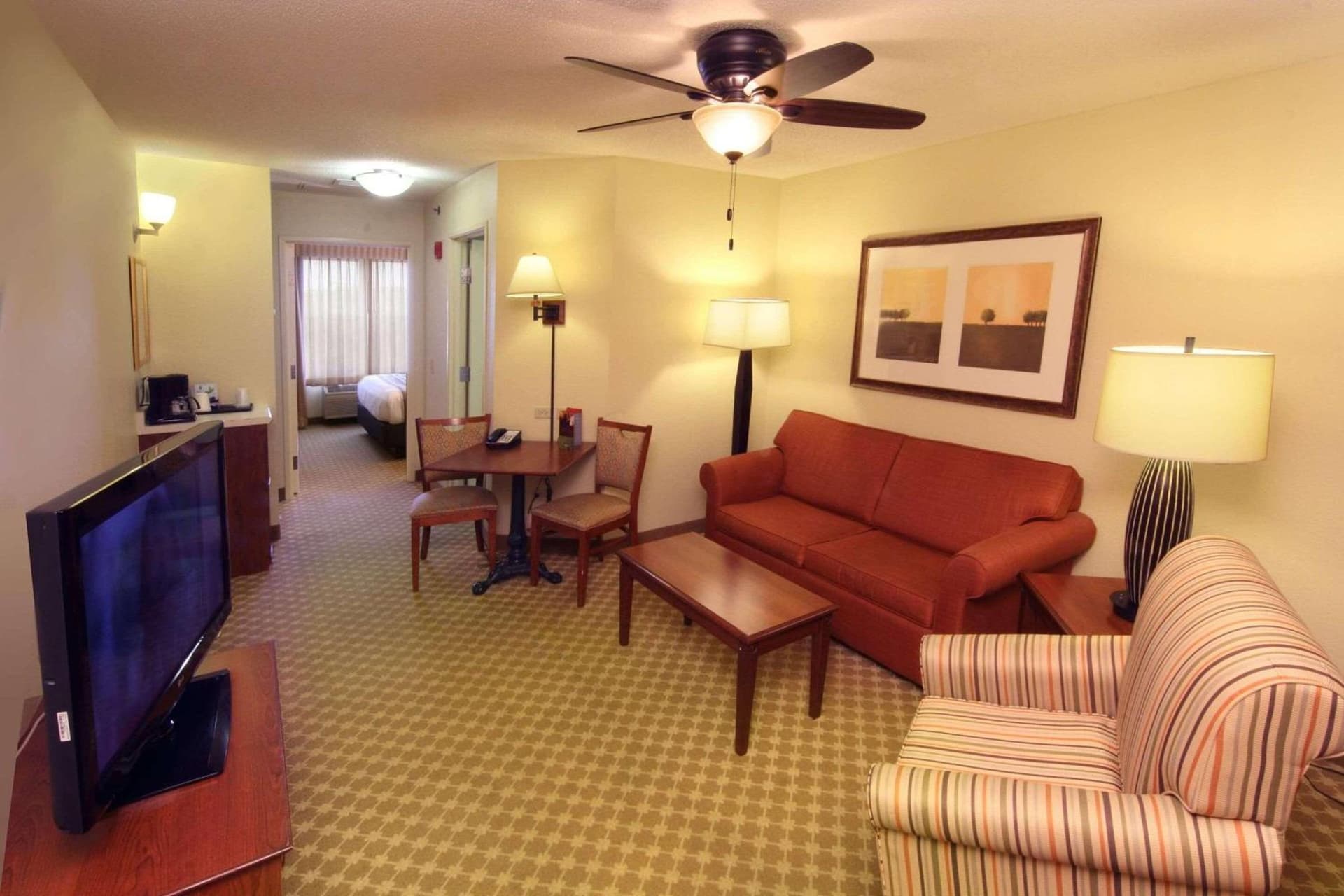 Country Inn & Suites by Radisson, Crystal Lake, IL gallery photo in Crystal Lake, IL — image 41
