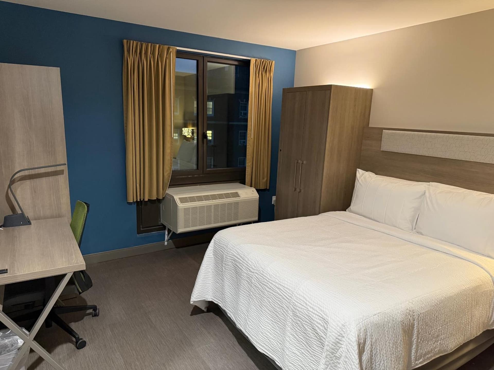 Holiday Inn Express & Suites Bronx - Zoo Area by IHG gallery photo in Bronx, NY — image 8