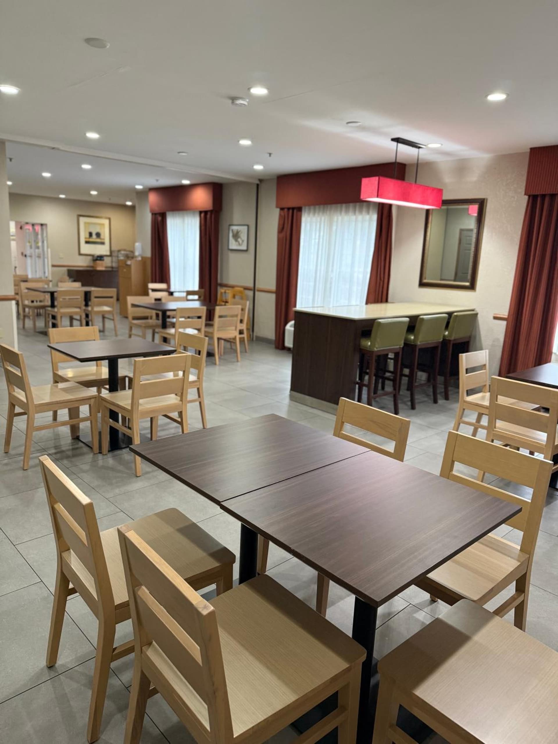 Country Inn & Suites by Radisson, Elgin, IL gallery photo in Elgin, IL — image 5