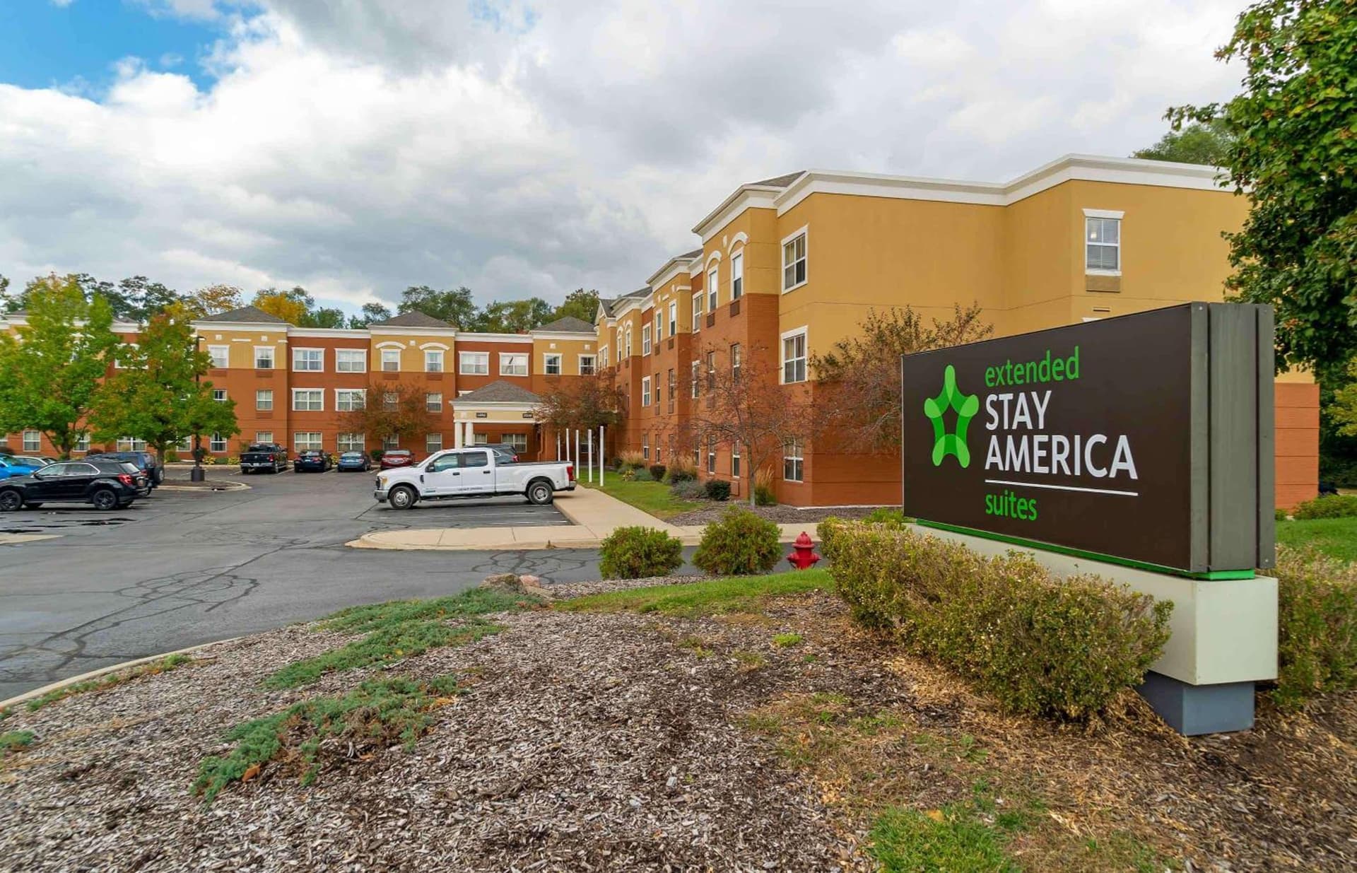 Extended Stay America Suites - Detroit - Novi - Orchard Hill Place — hotel in Northville, Michigan