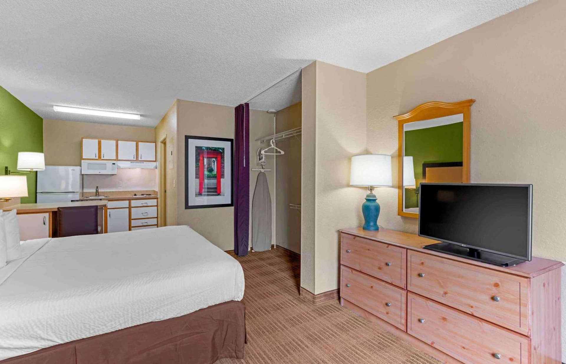 Extended Stay America Suites - Fort Lauderdale - Davie gallery photo in Davie, FL — image 51