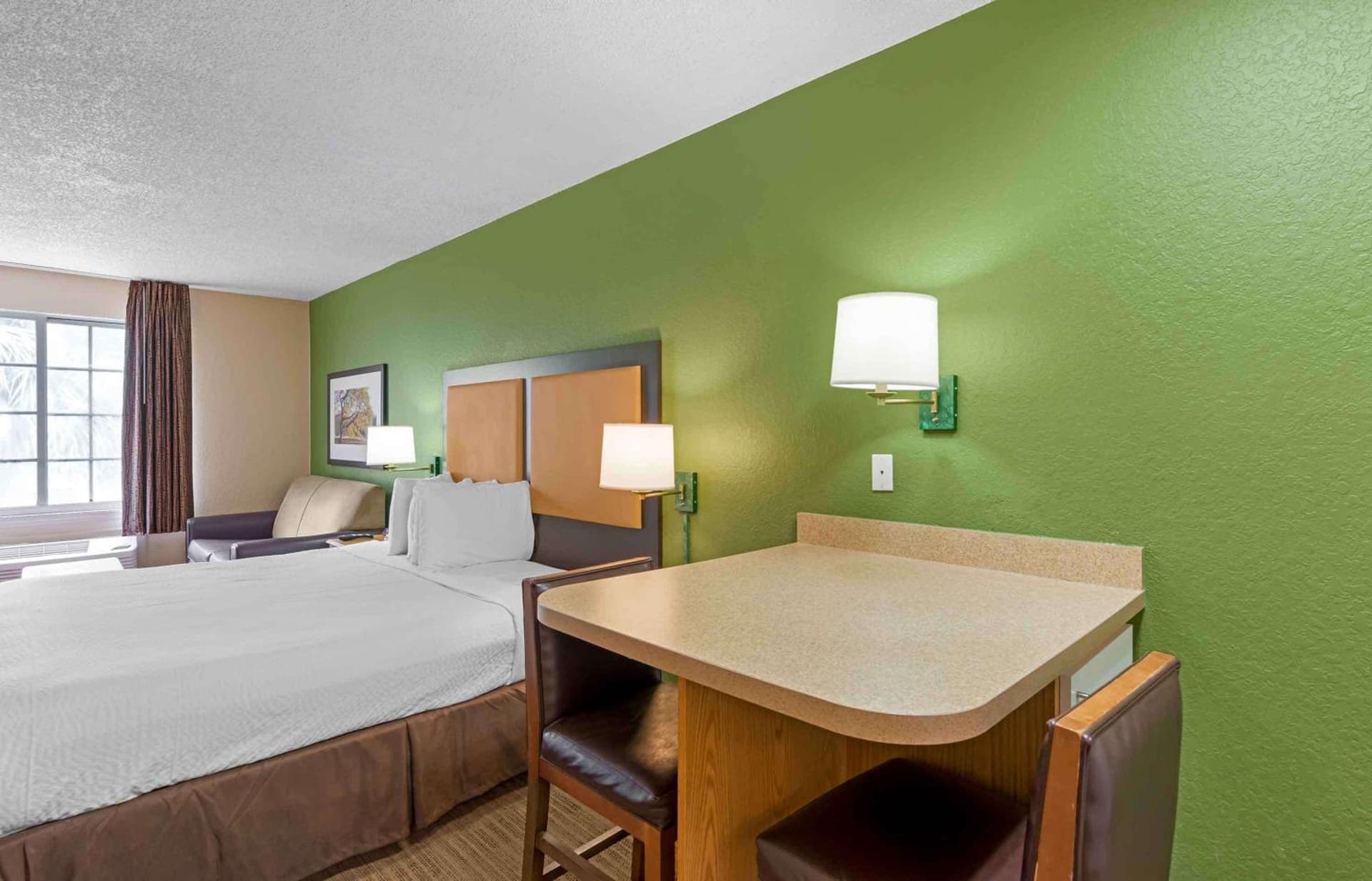Extended Stay America Suites - Fort Lauderdale - Davie gallery photo in Davie, FL — image 15