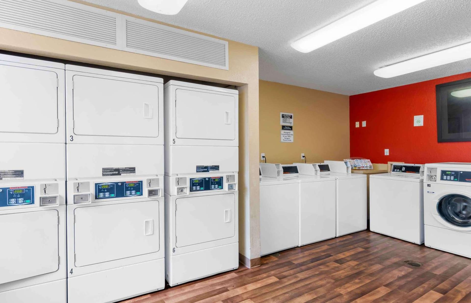 Extended Stay America Suites - Fort Lauderdale - Davie gallery photo in Davie, FL — image 14