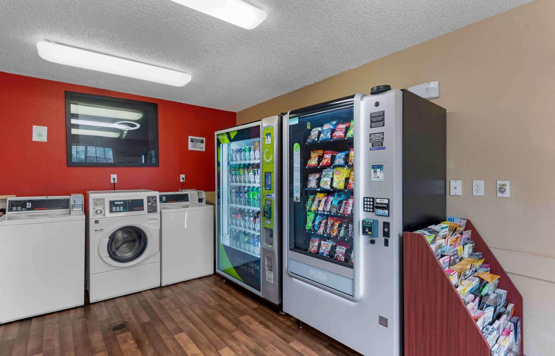 Extended Stay America Suites - Fort Lauderdale - Davie gallery photo in Davie, FL — image 23