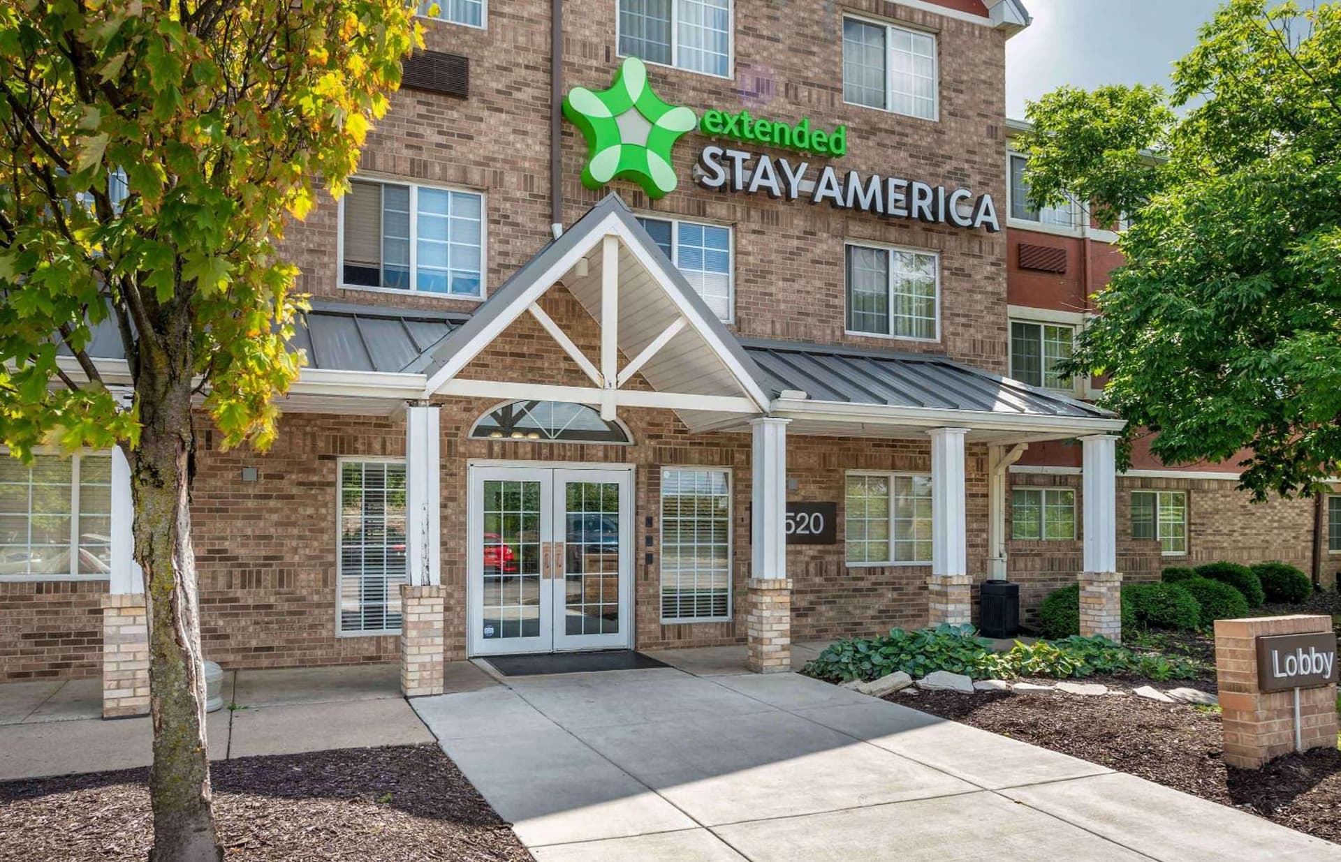 Extended Stay America Suites - Indianapolis - West 86th St interior in Indianapolis, IN — gallery photo 2