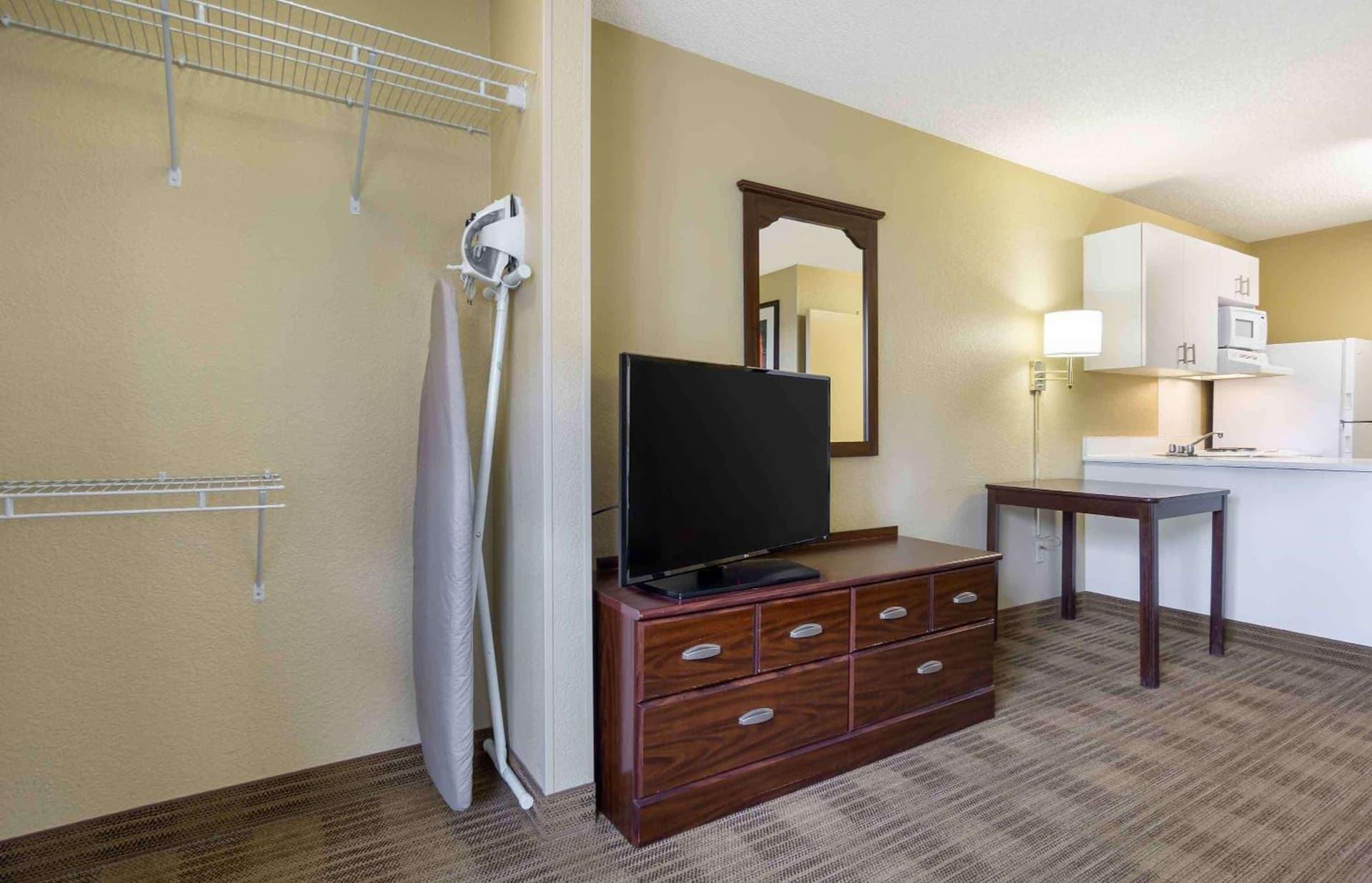 Extended Stay America Suites Tacoma South gallery photo in Tacoma, WA — image 9