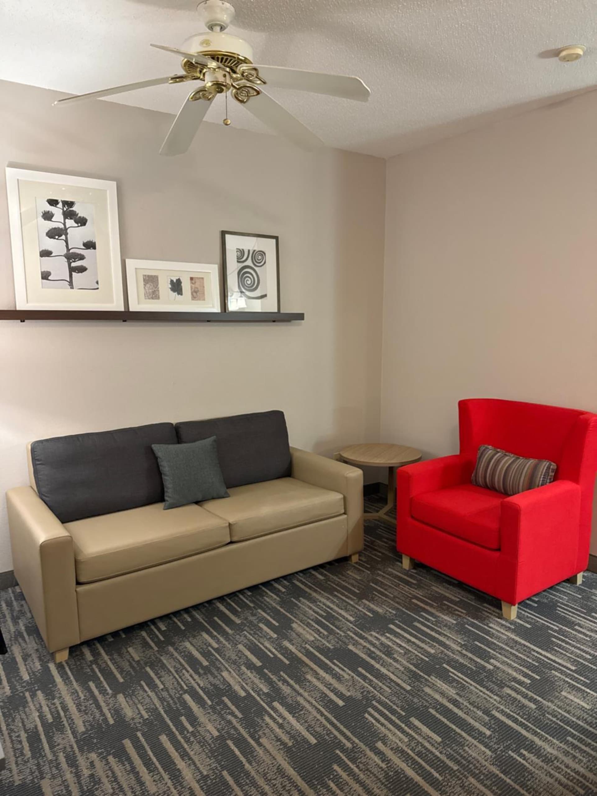 Country Inn & Suites by Radisson, Elgin, IL gallery photo in Elgin, IL — image 38
