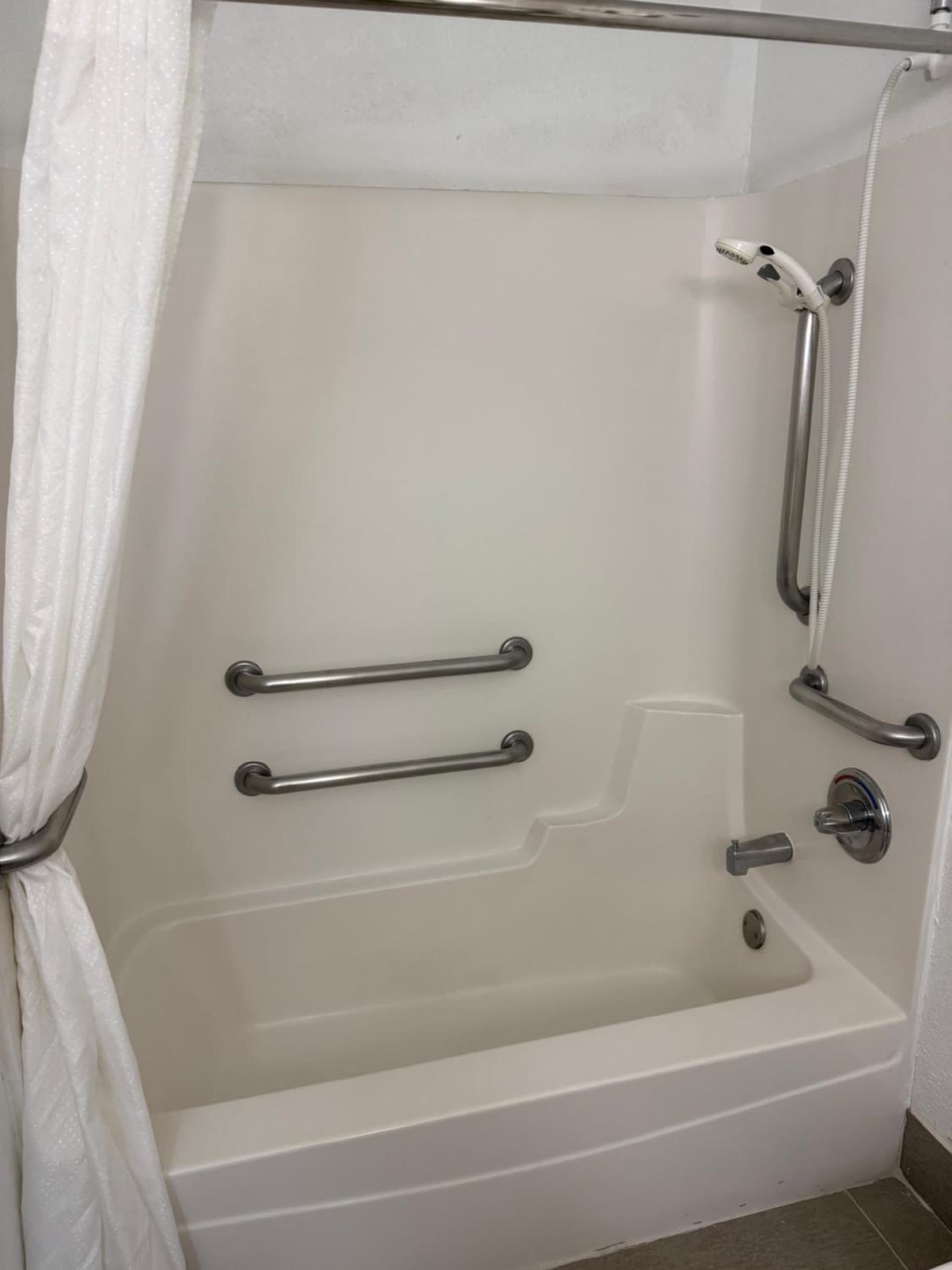 Country Inn & Suites by Radisson, Elgin, IL gallery photo in Elgin, IL — image 8