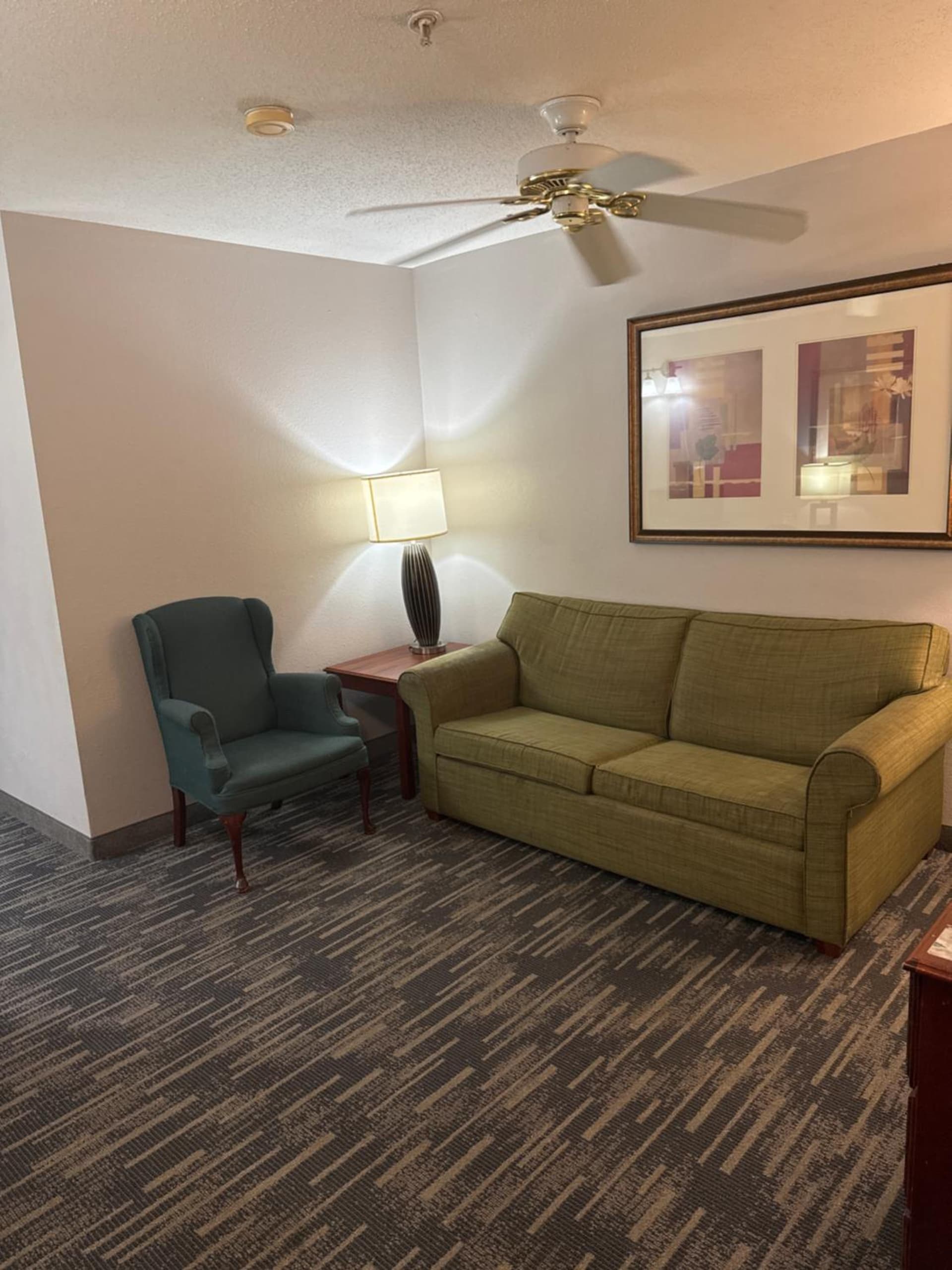 Country Inn & Suites by Radisson, Elgin, IL gallery photo in Elgin, IL — image 18