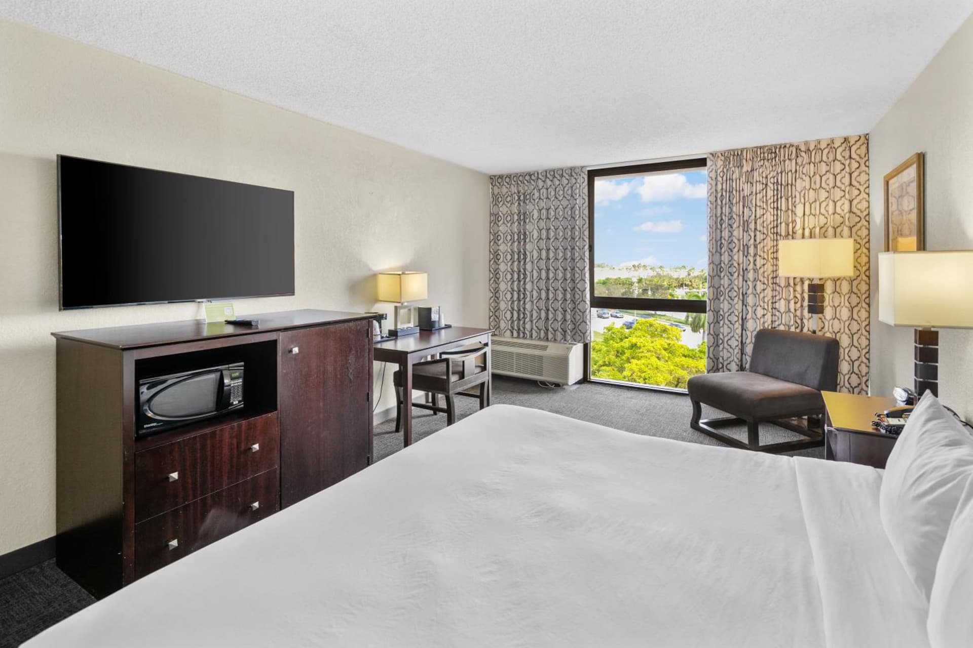 88 Palms Hotel & Event Center gallery photo in West Palm Beach, FL — image 58