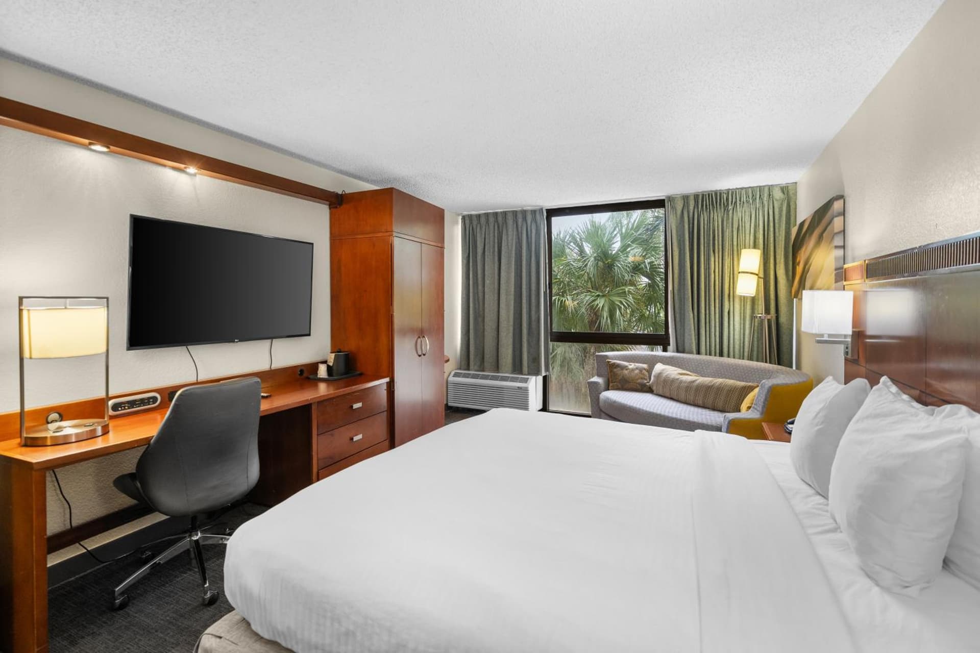 88 Palms Hotel & Event Center gallery photo in West Palm Beach, FL — image 25