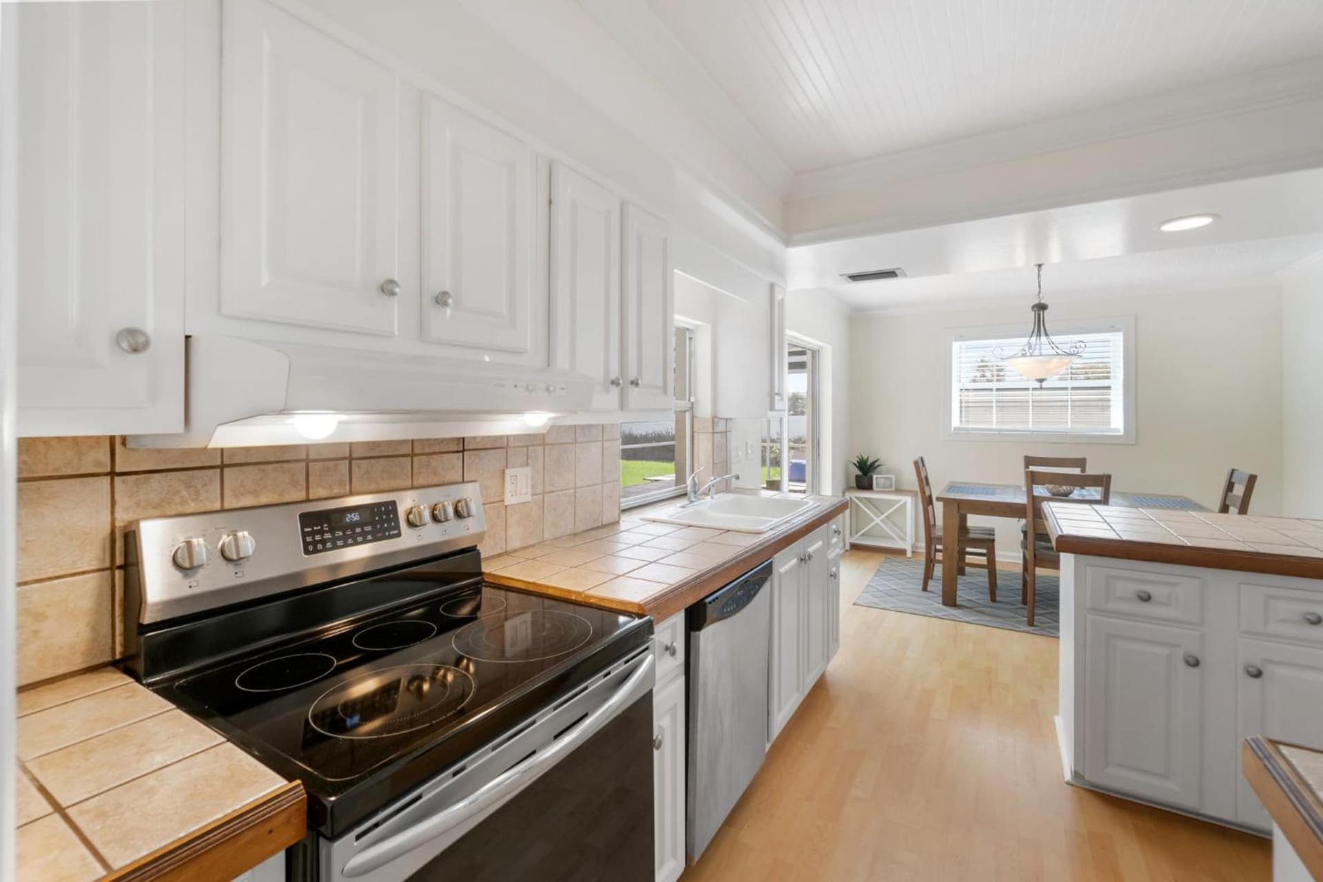Bonita Shores, 3 Bedroom Beach Getaway property views in Bonita Springs, FL — gallery photo 3