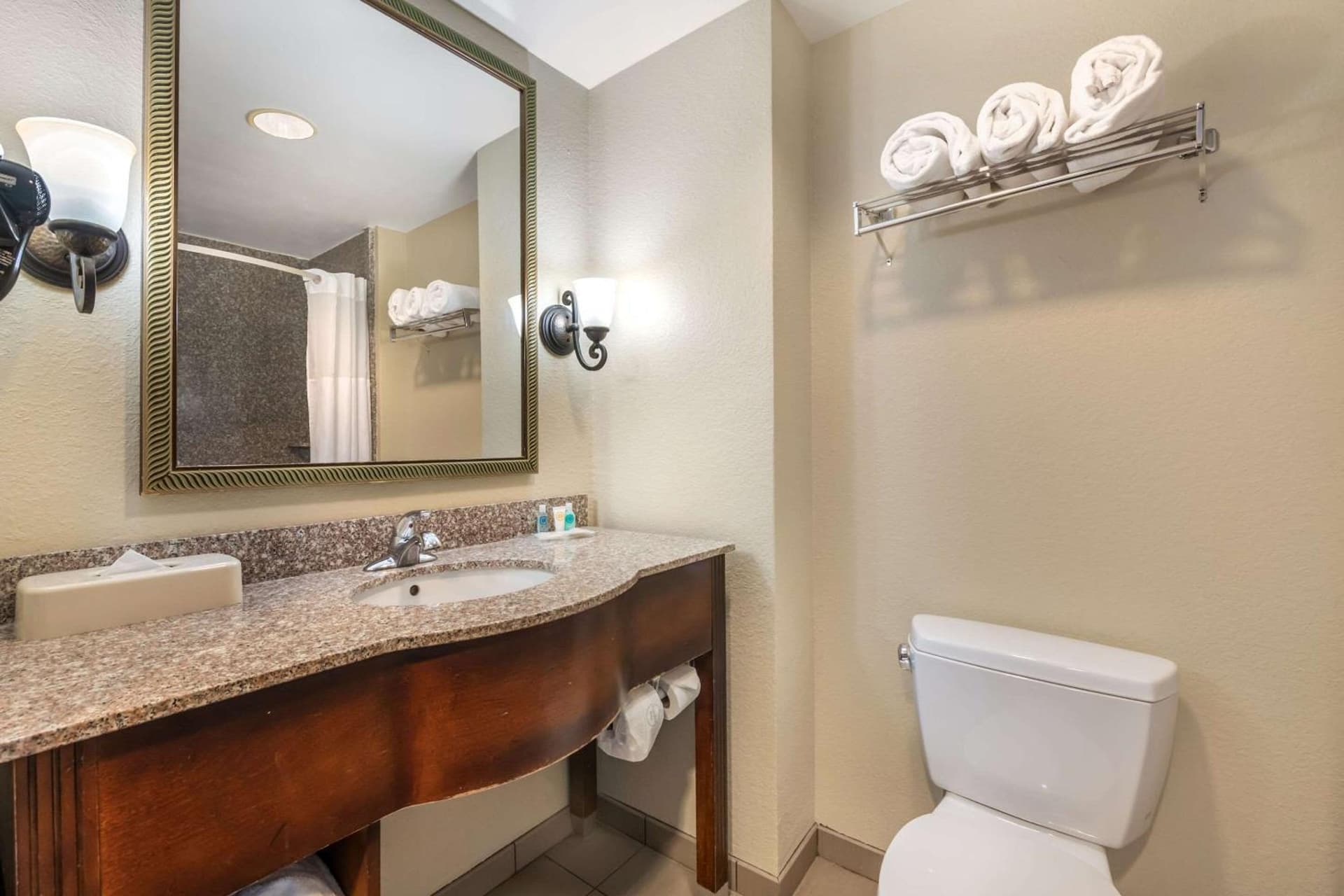 Comfort Suites Ocala North property views in Ocala, FL — gallery photo 3