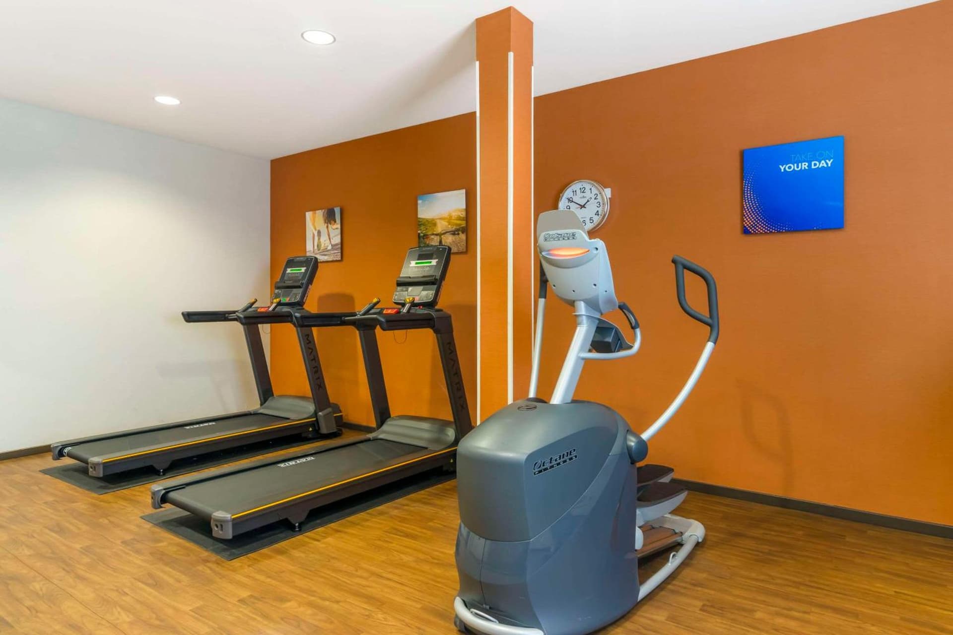 Comfort Suites Sarasota-Siesta Key interior in Sarasota, FL — gallery photo 2