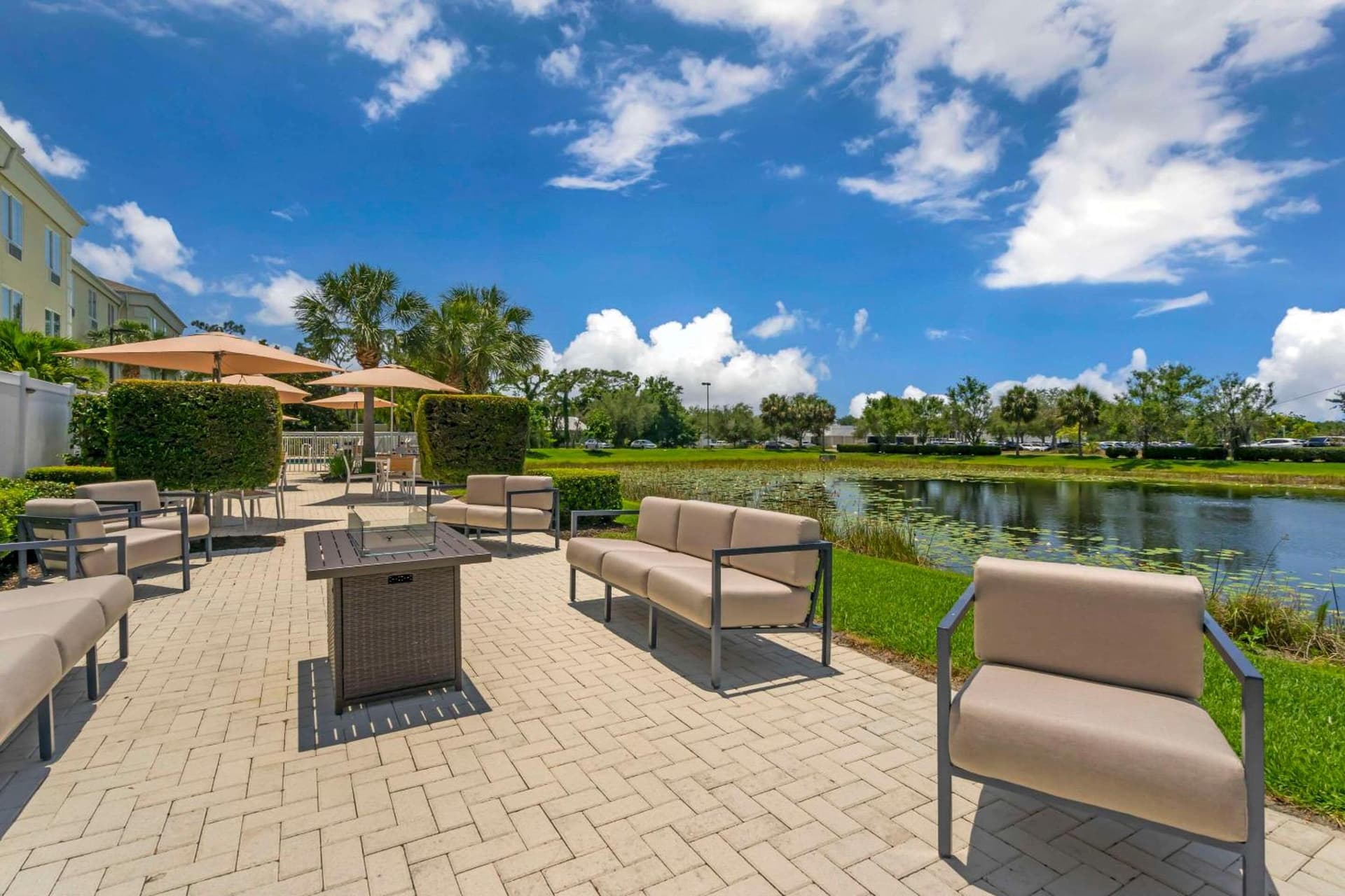 Comfort Suites Sarasota-Siesta Key gallery photo in Sarasota, FL — image 18