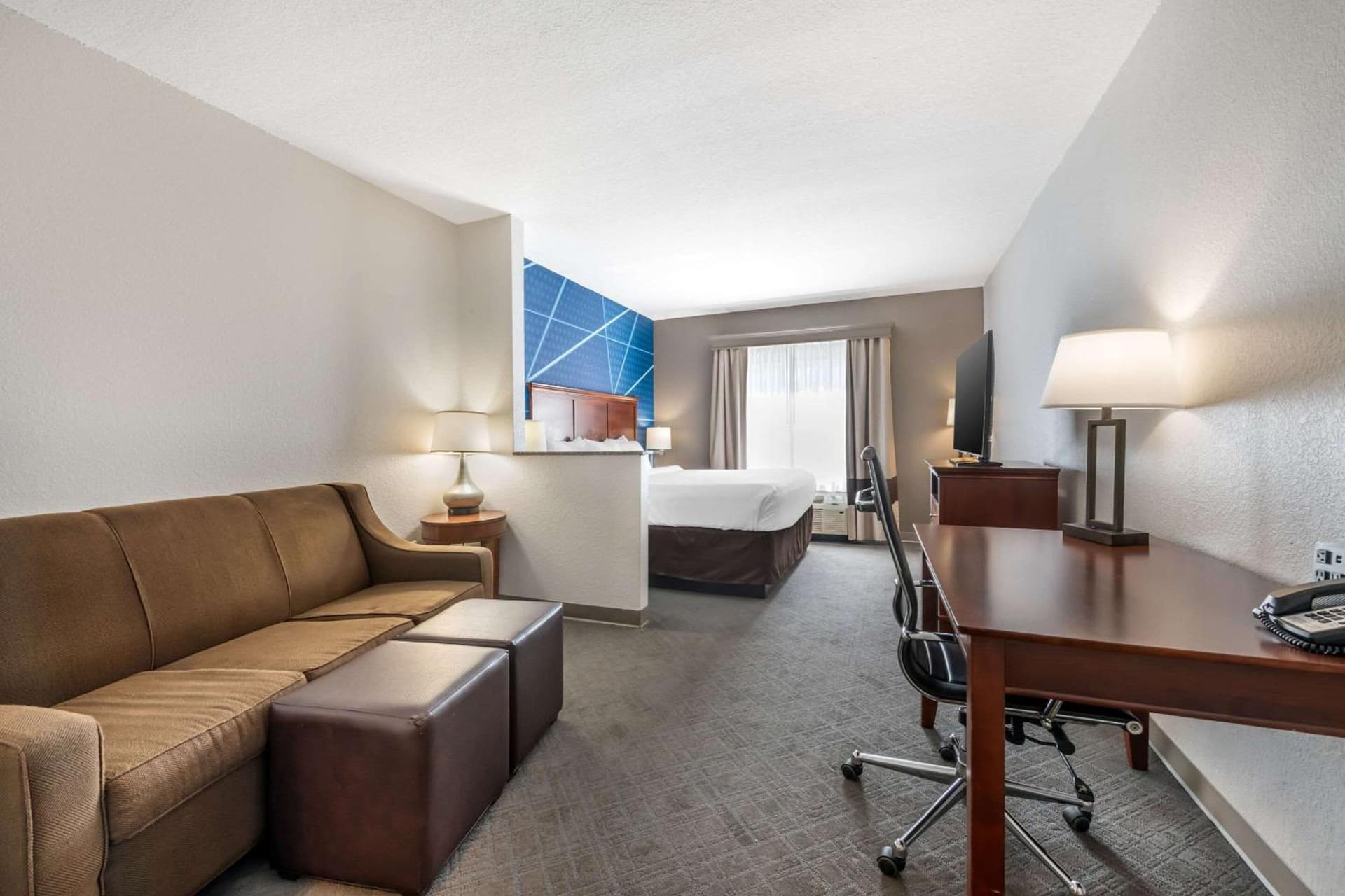 Comfort Suites Ocala North gallery photo in Ocala, FL — image 11