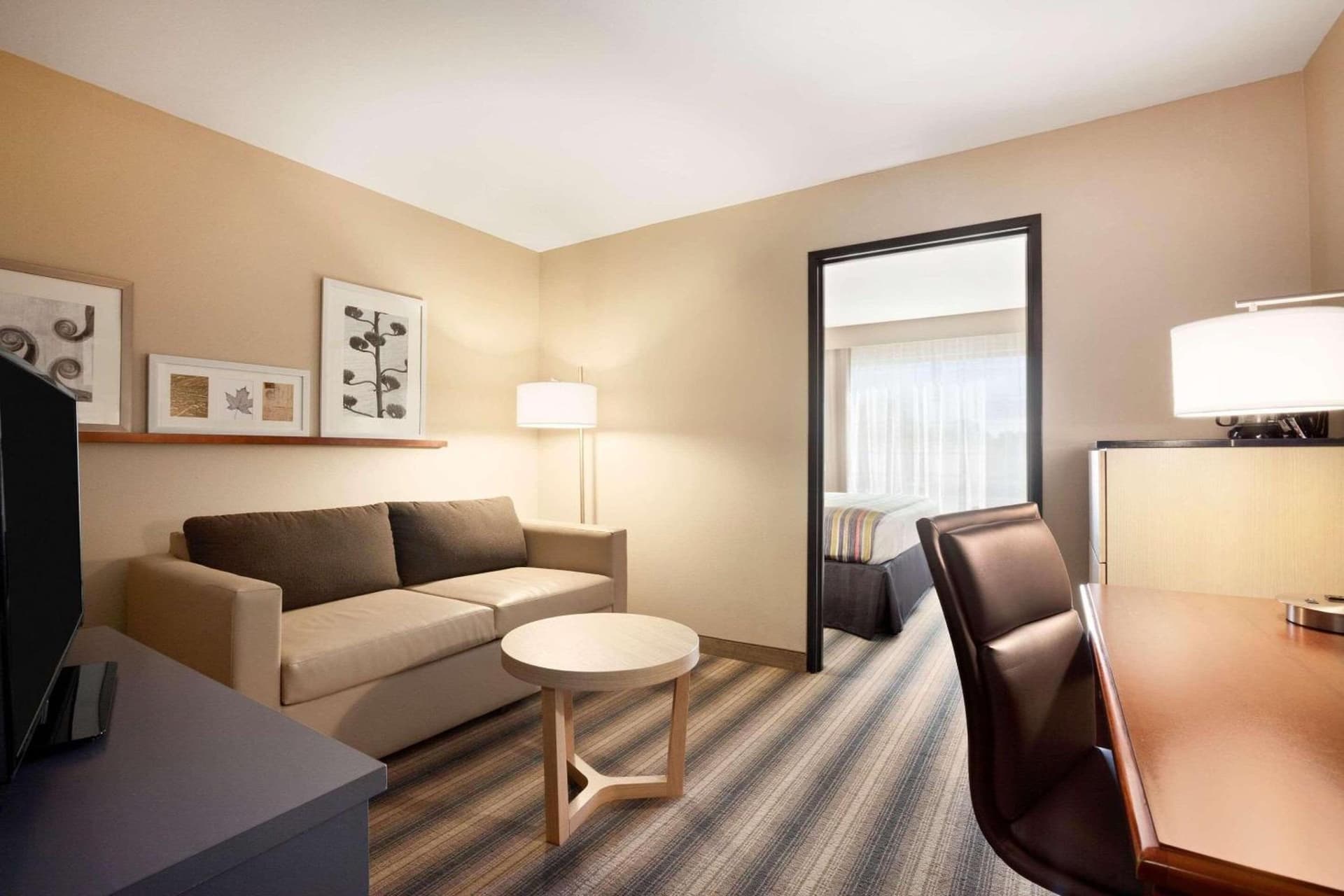 Country Inn & Suites by Radisson Roseville - St Paul gallery photo in Roseville, MN — image 8