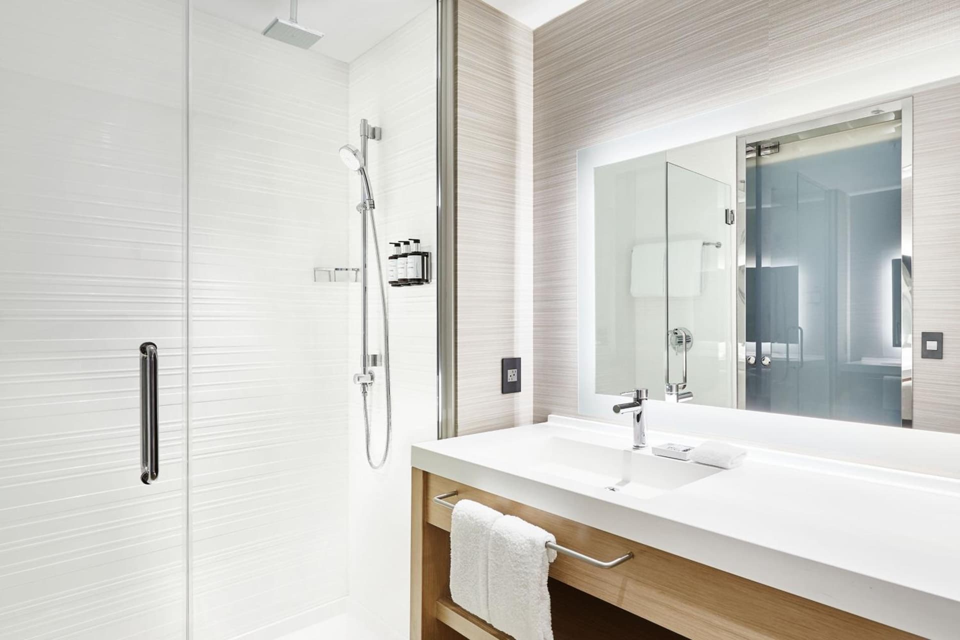 AC Hotel by Marriott Dallas Frisco gallery photo in Frisco, TX — image 8