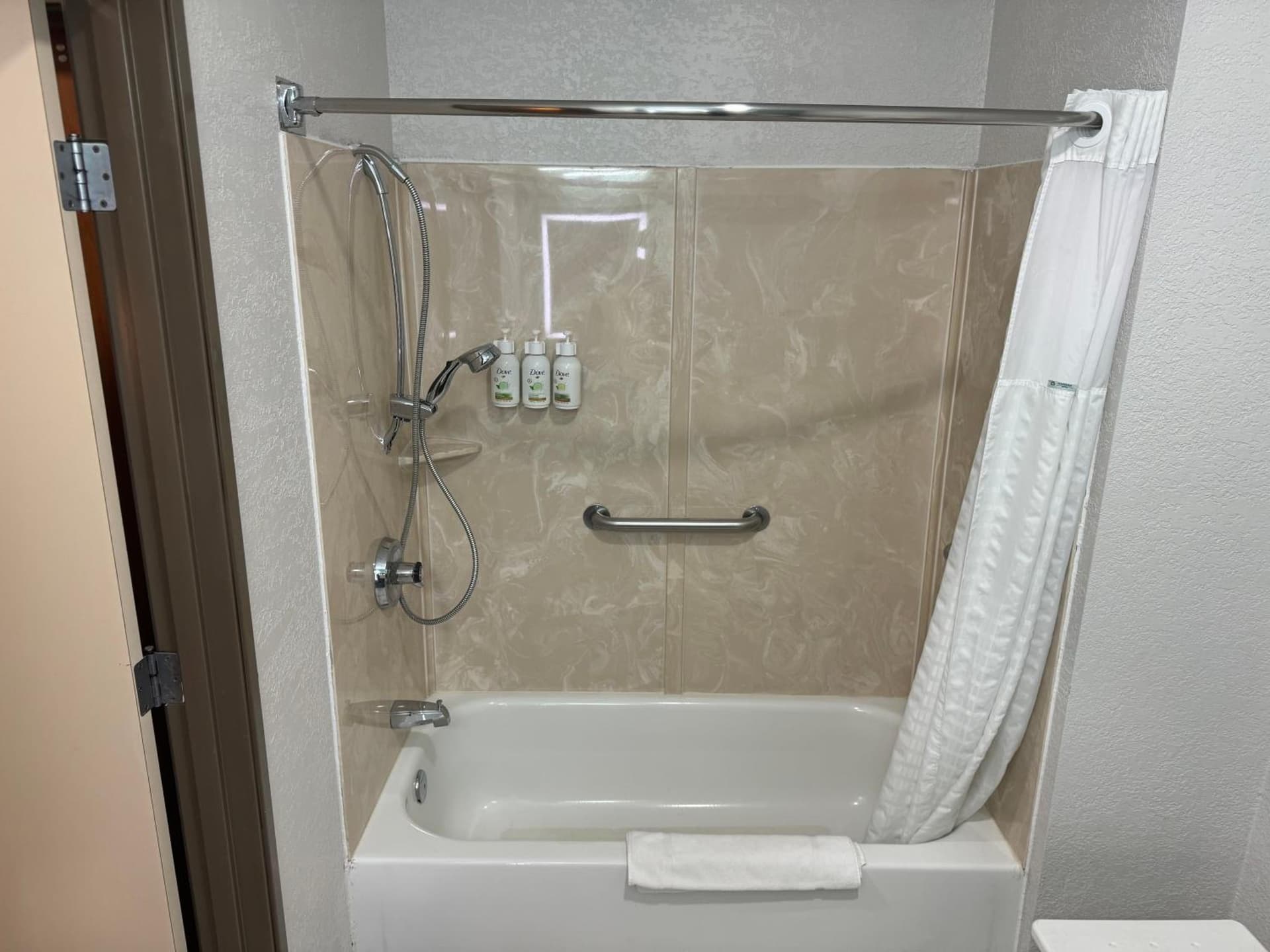 Wingate by Wyndham Sioux City gallery photo in Sioux City, IA — image 55