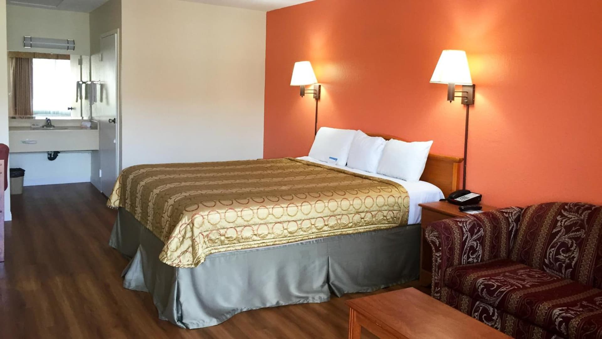Motel 6-San Diego, CA - Southbay gallery photo in Chula Vista, CA — image 10
