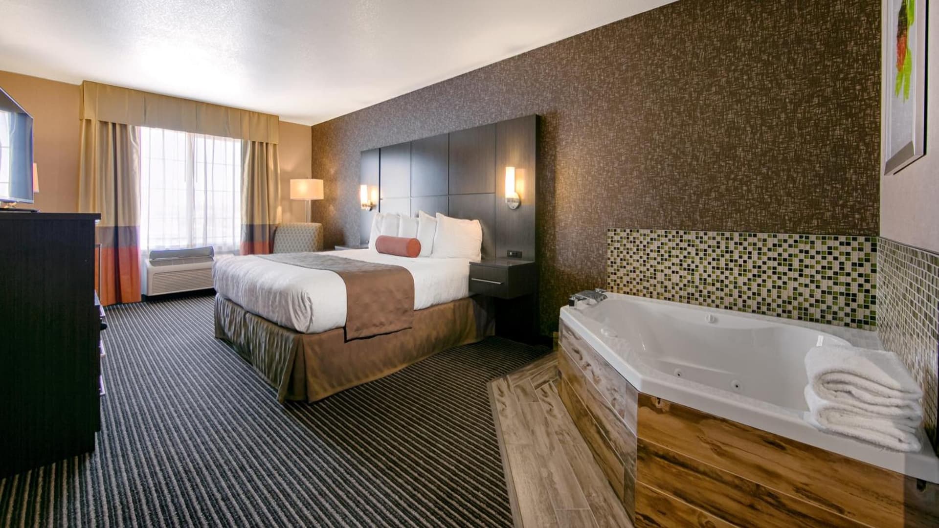 Best Western Plus Rama Inn & Suites gallery photo in Oakdale, CA — image 31