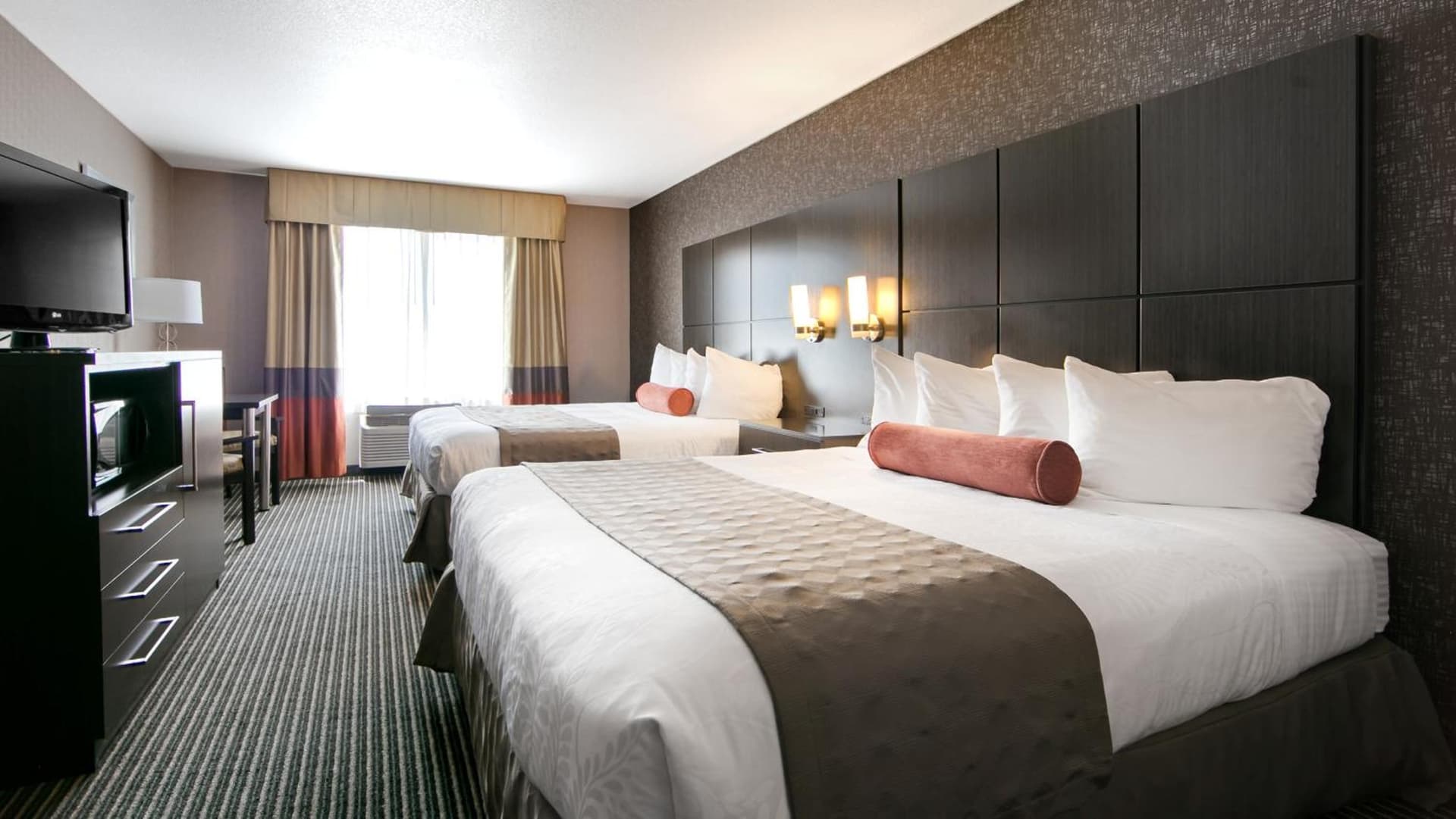 Best Western Plus Rama Inn & Suites gallery photo in Oakdale, CA — image 9