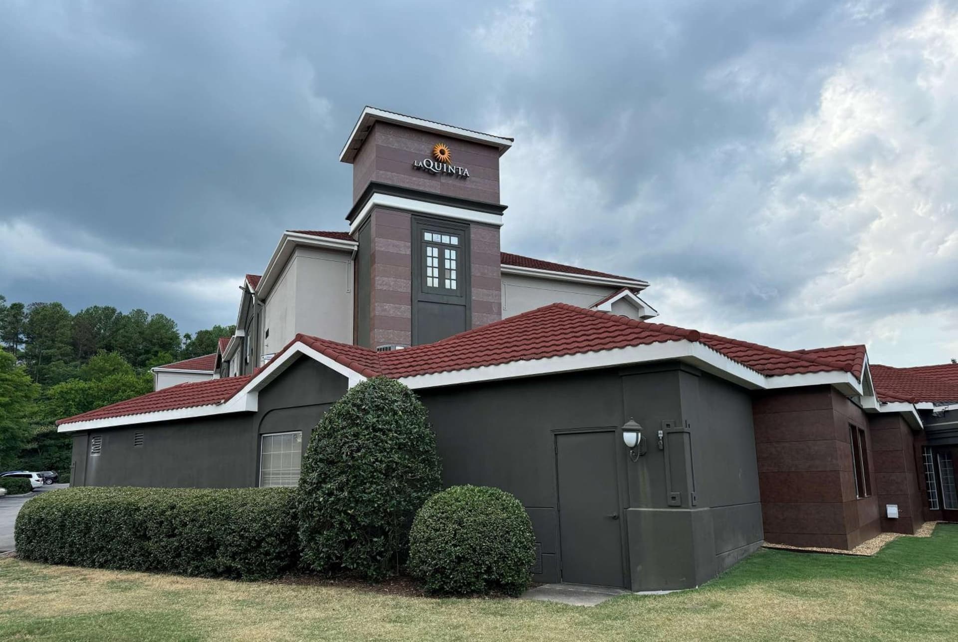 La Quinta by Wyndham Birmingham Homewood featured exterior or lobby in Birmingham, AL — similar hotel