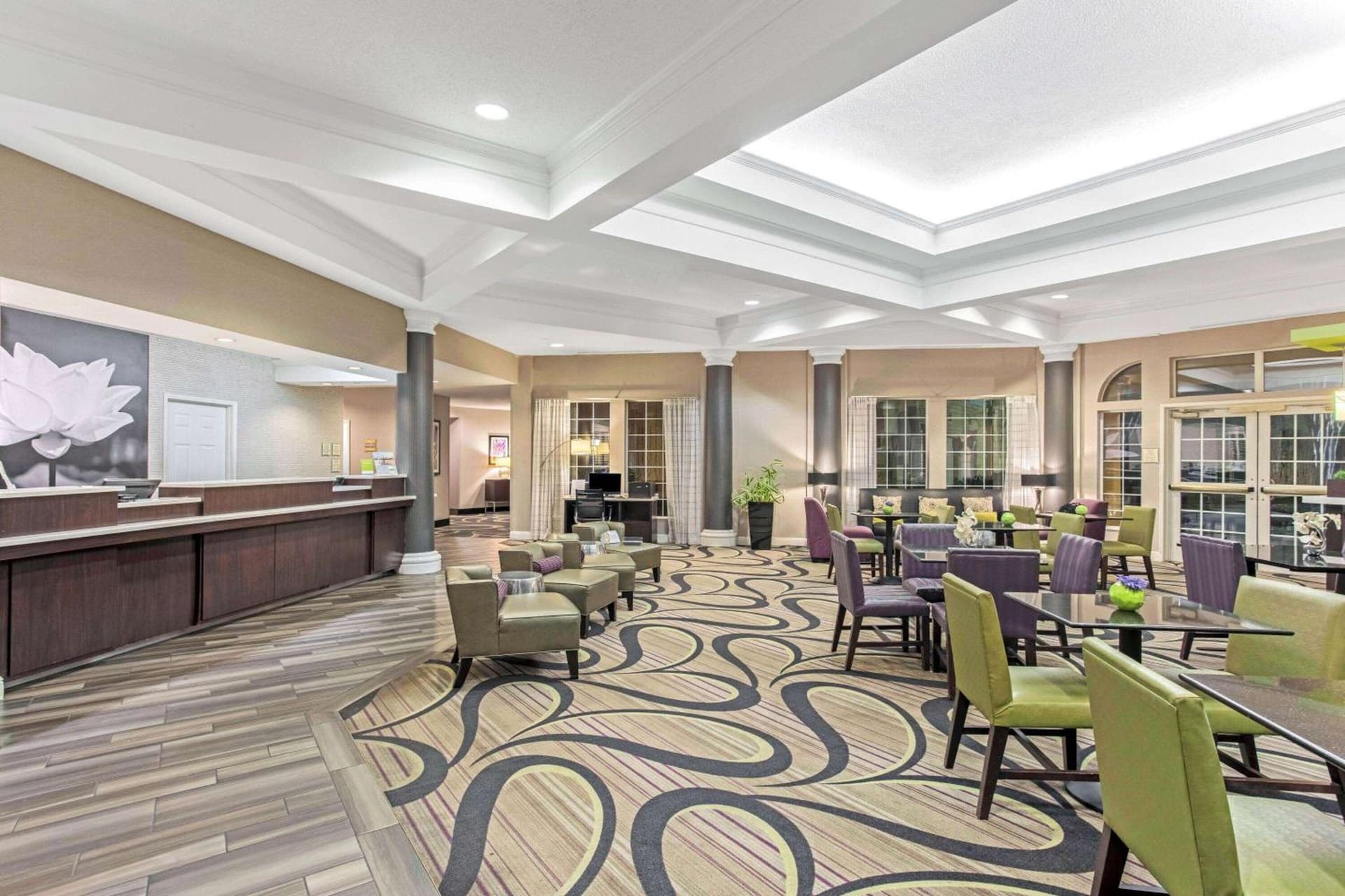 La Quinta by Wyndham Birmingham Homewood gallery photo in Birmingham, AL — image 9