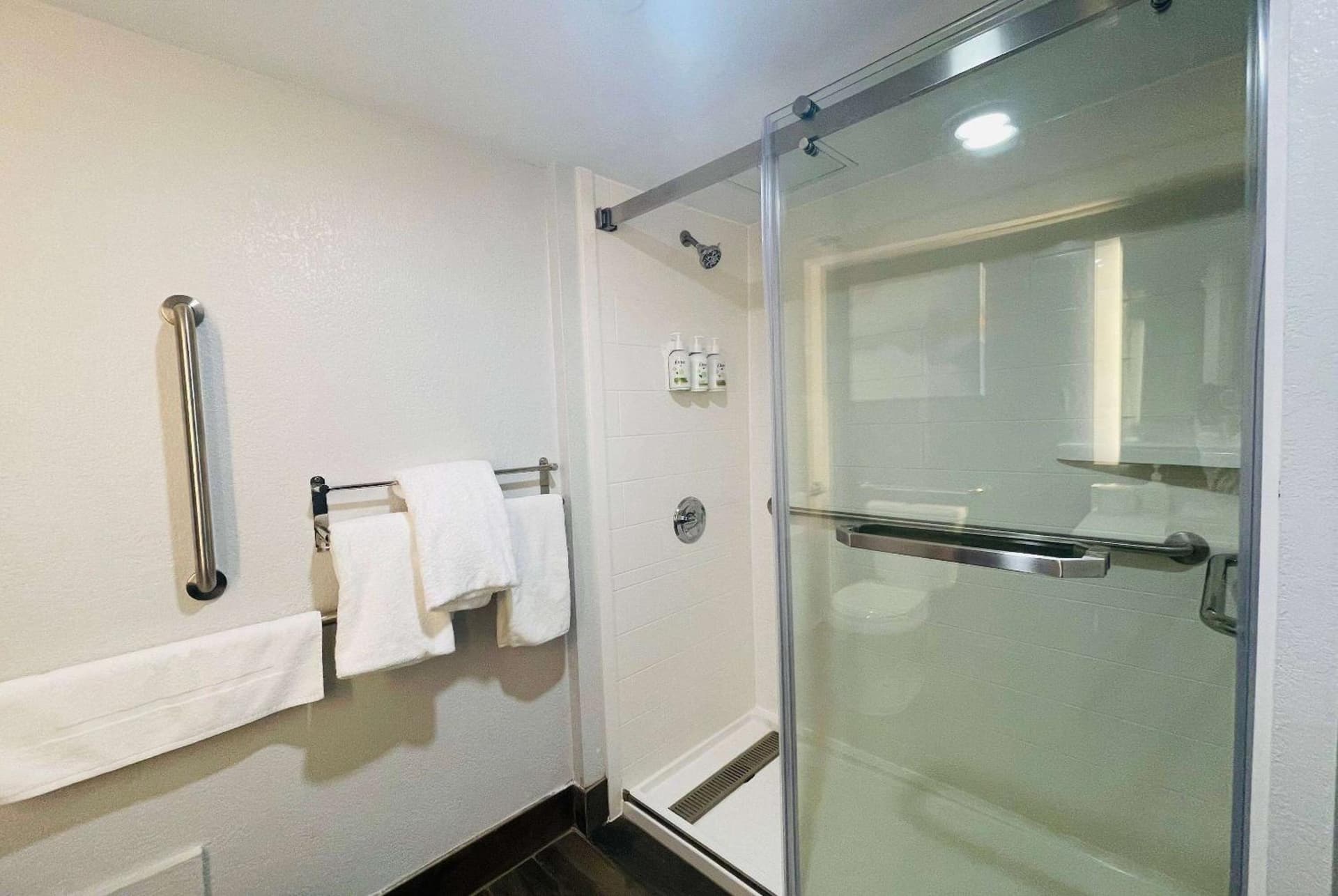 La Quinta by Wyndham Birmingham Homewood gallery photo in Birmingham, AL — image 10