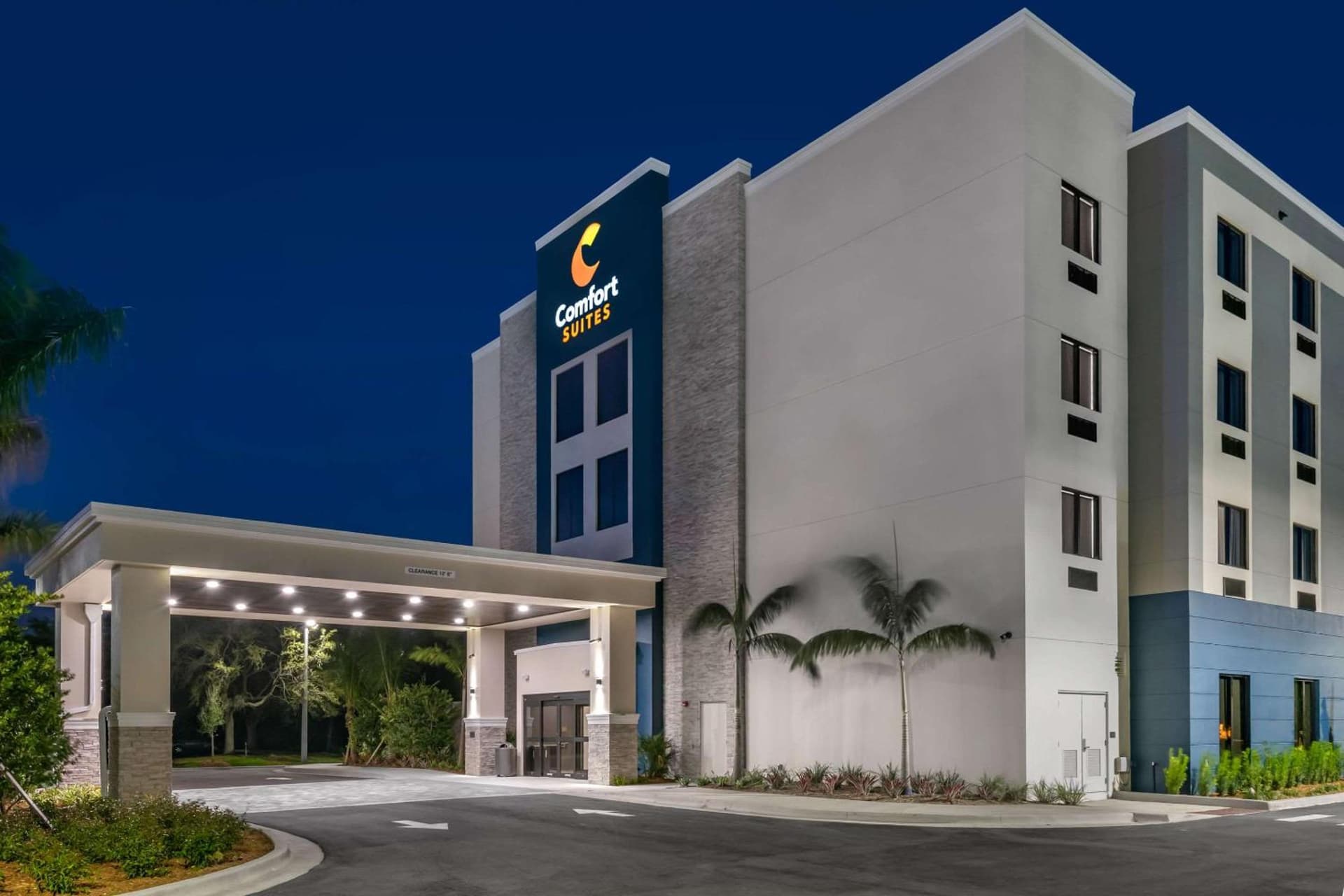 Comfort Suites Stuart-Hutchinson Island gallery photo in Stuart, FL — image 4