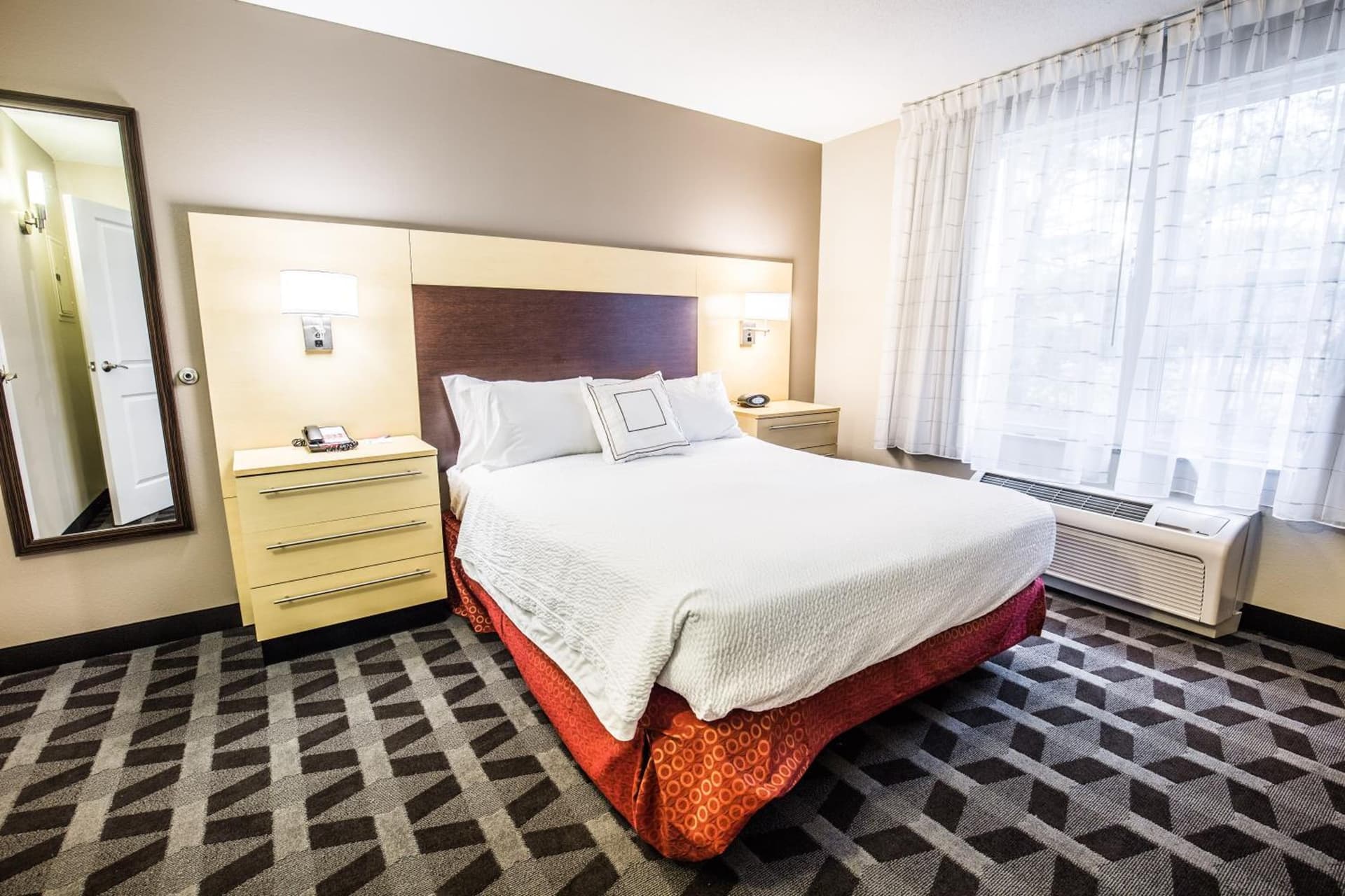 TownePlace Suites by Marriott Gilford gallery photo in Gilford — image 36