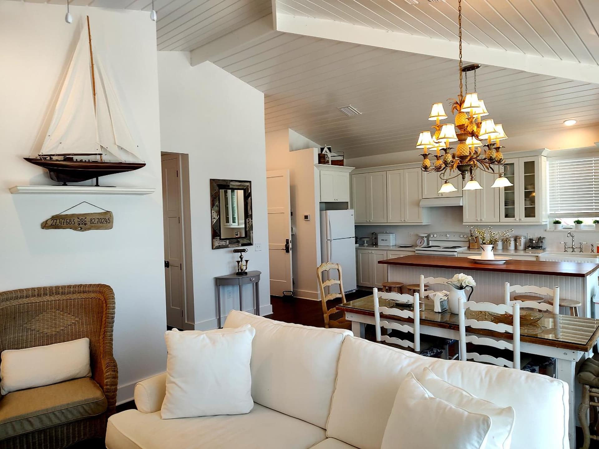 Bungalow Beach Resort gallery photo in Bradenton Beach, FL — image 7