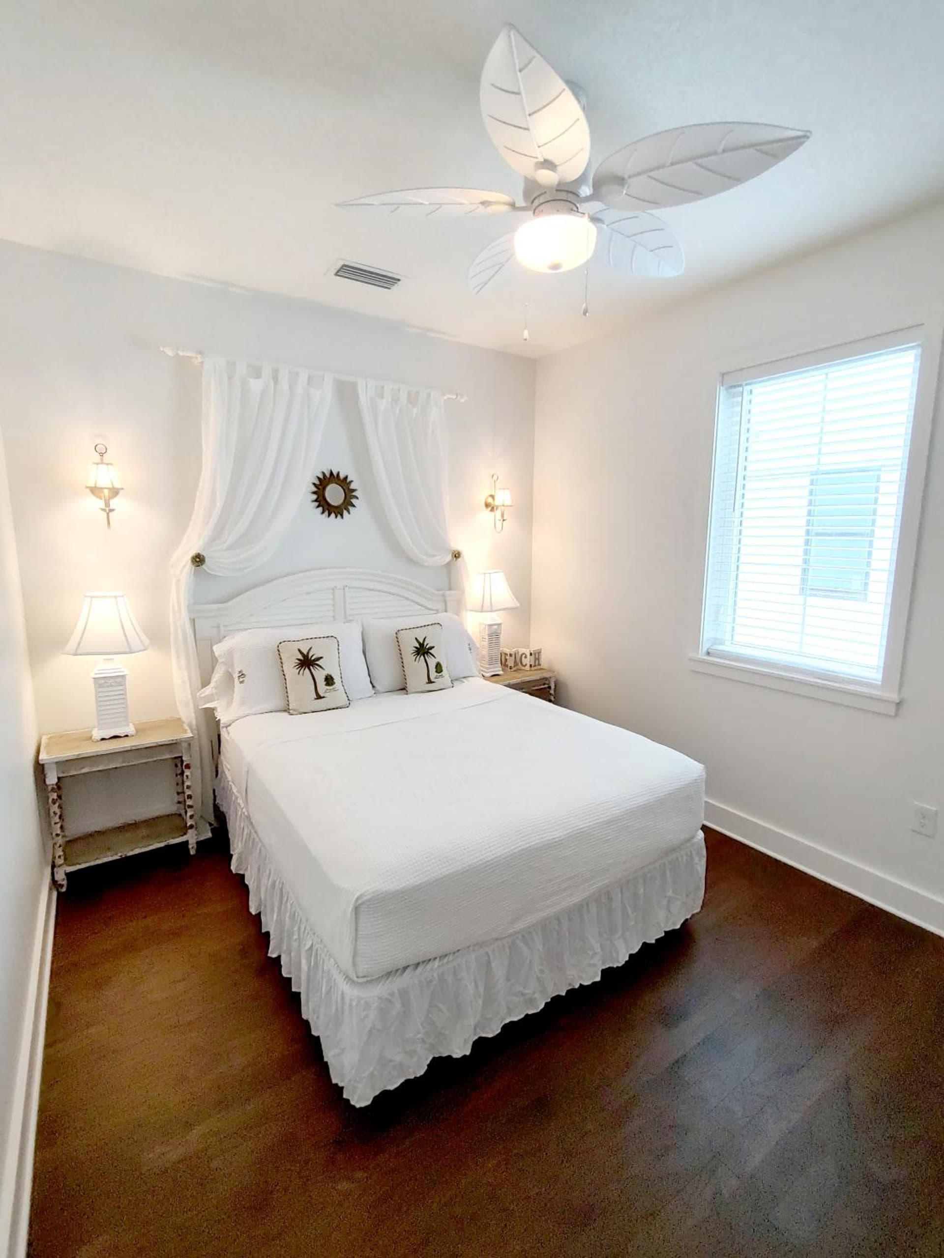 Bungalow Beach Resort gallery photo in Bradenton Beach, FL — image 16