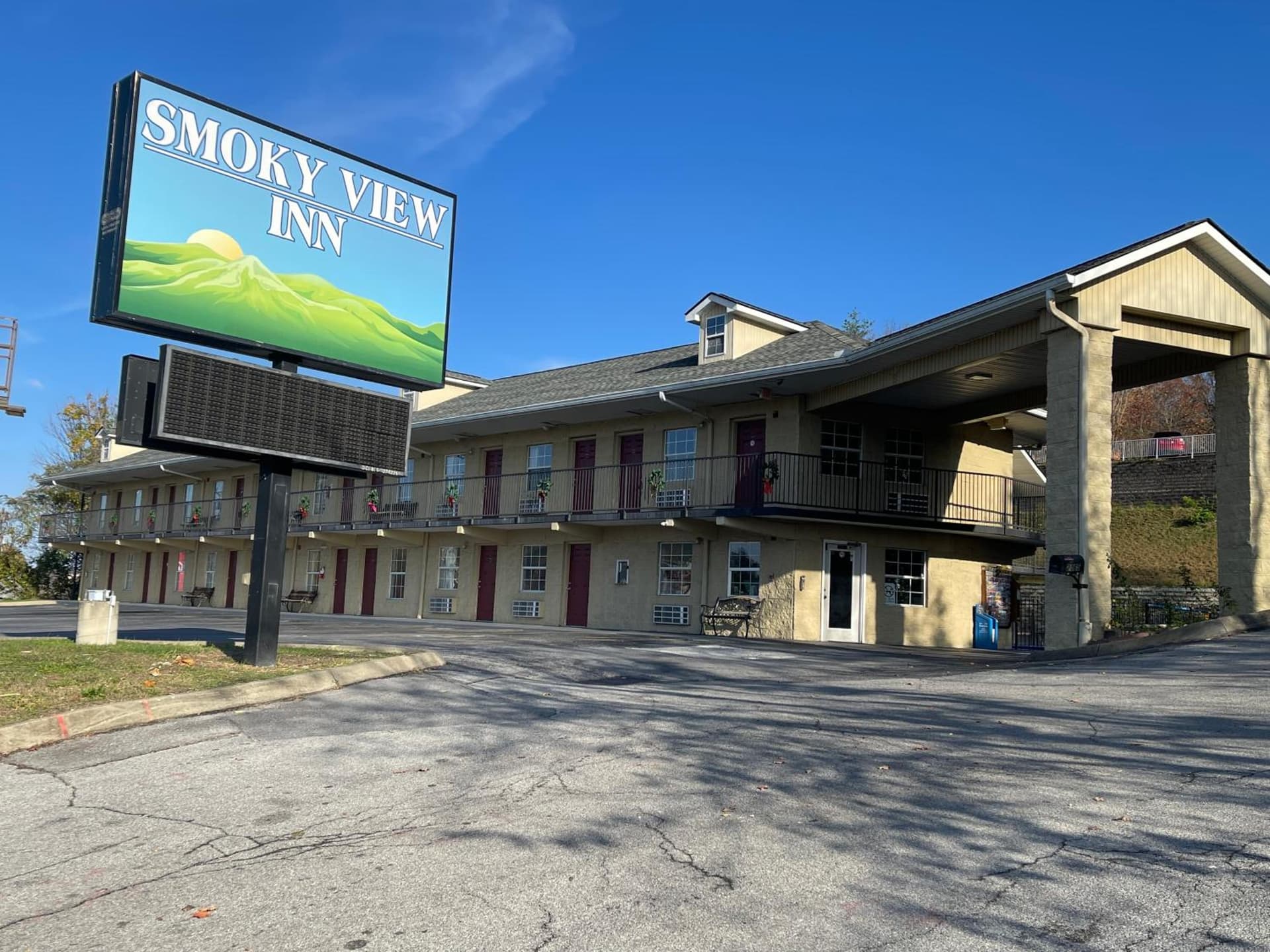 Smoky View Inn featured exterior or lobby in Pigeon Forge, TN — similar hotel