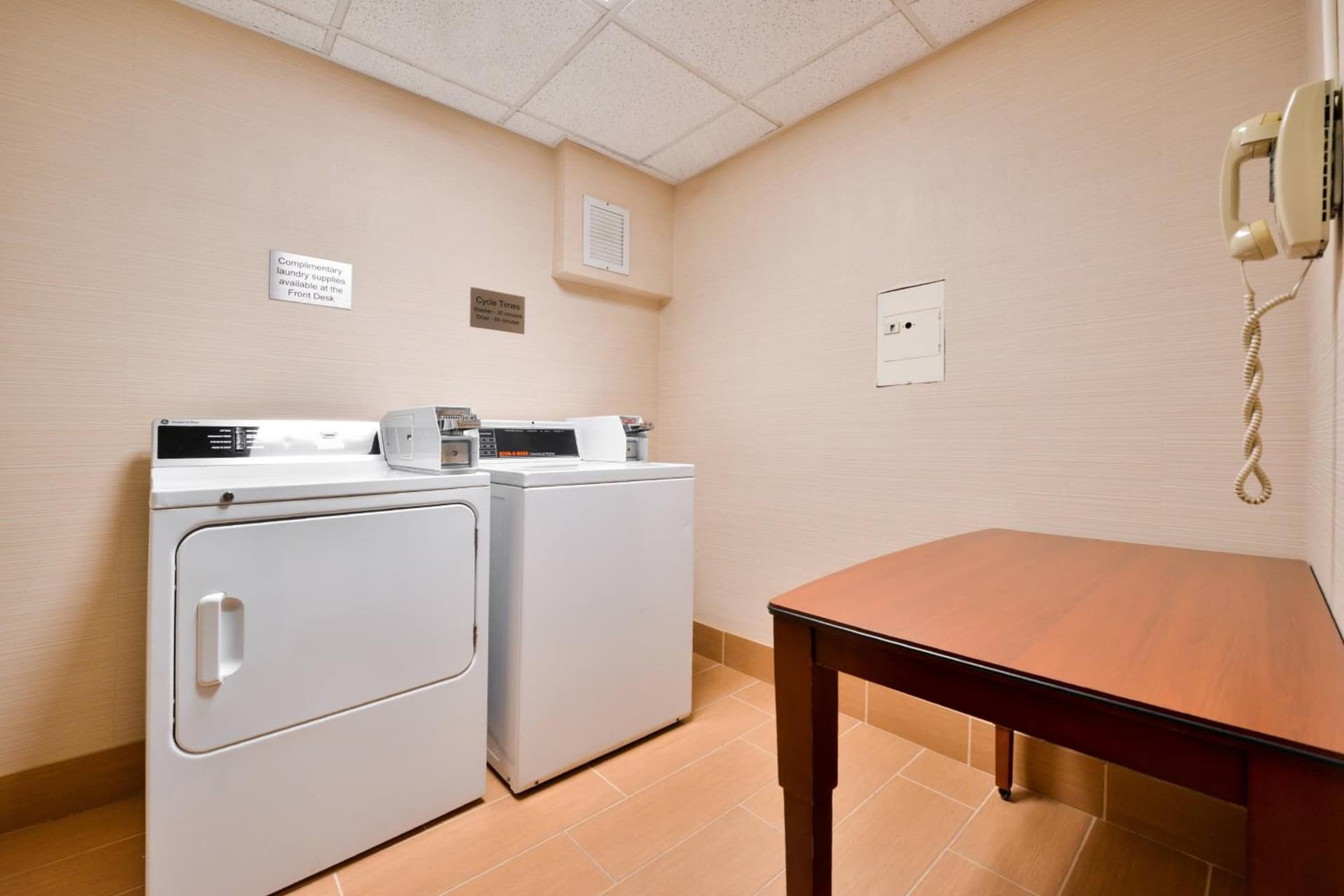Fairfield Inn and Suites by Marriott Rochester West/Greece gallery photo in Rochester, NY — image 38