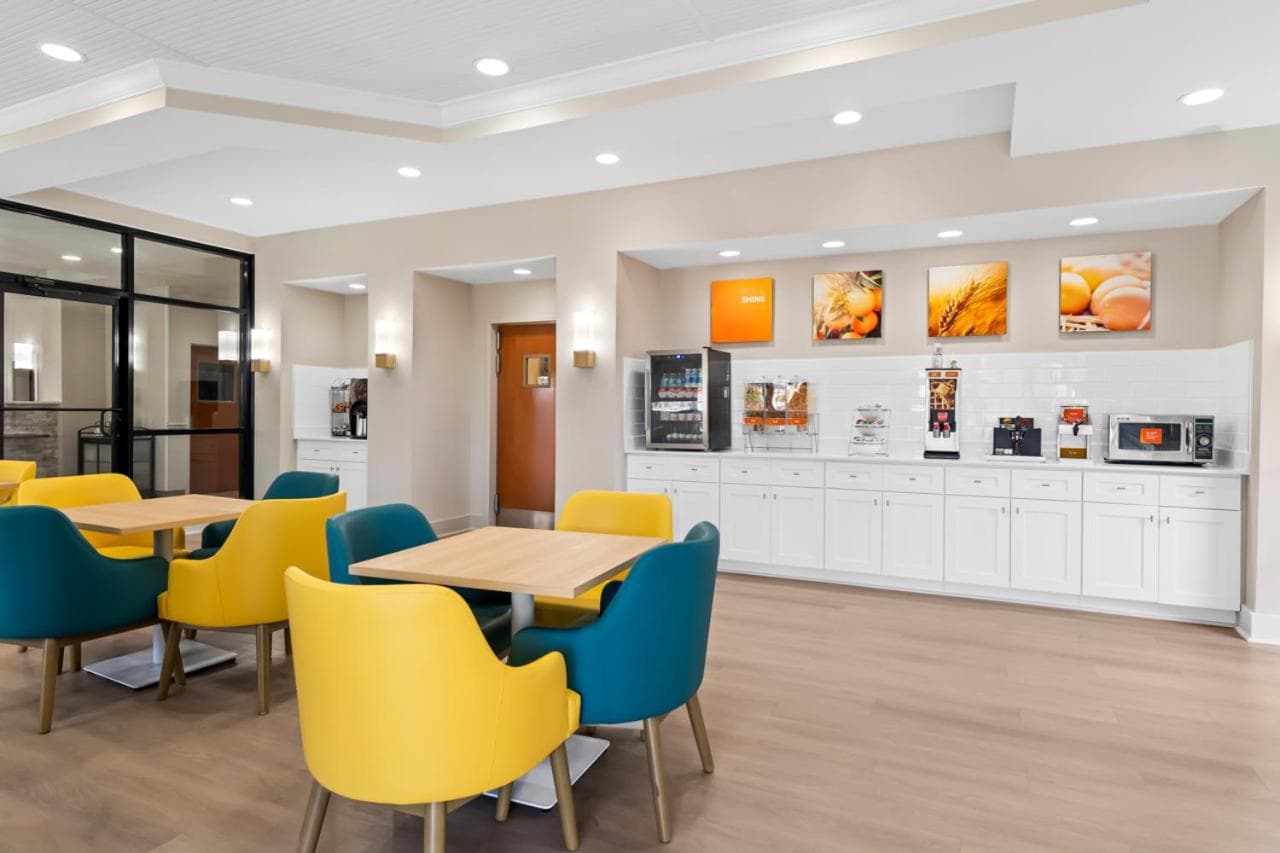 Comfort Suites Augusta Riverwatch gallery photo in Augusta, GA — image 52