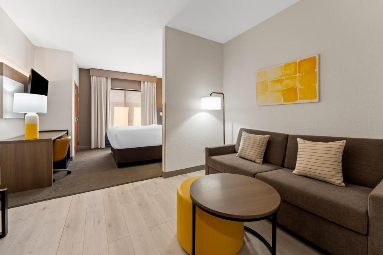 Comfort Suites Augusta Riverwatch gallery photo in Augusta, GA — image 13